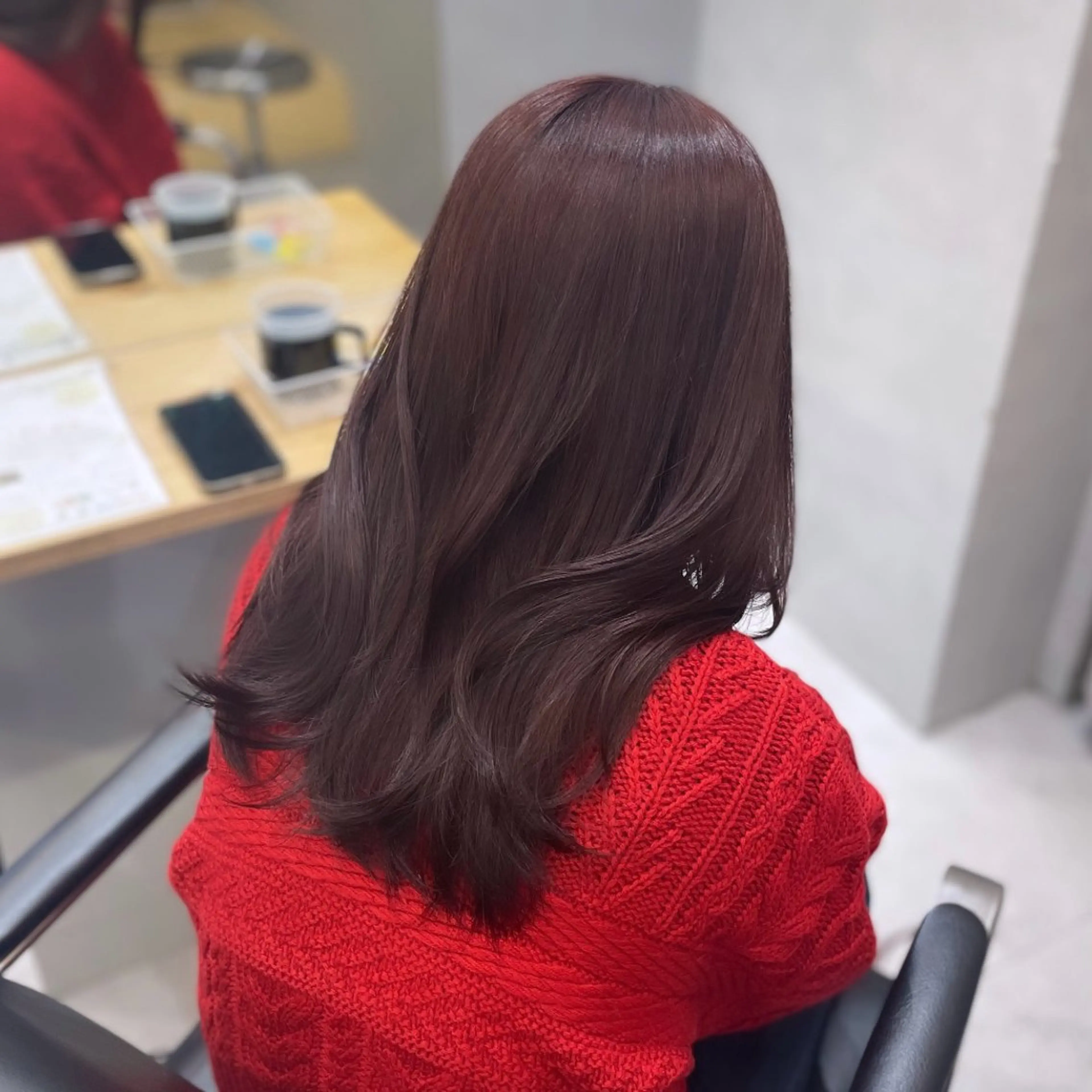 セミロング カラー レッドカラー レイヤーカット カット ヘアカラー Rui/透明感カラー 暖色/レイヤーカットのヘアスタイル