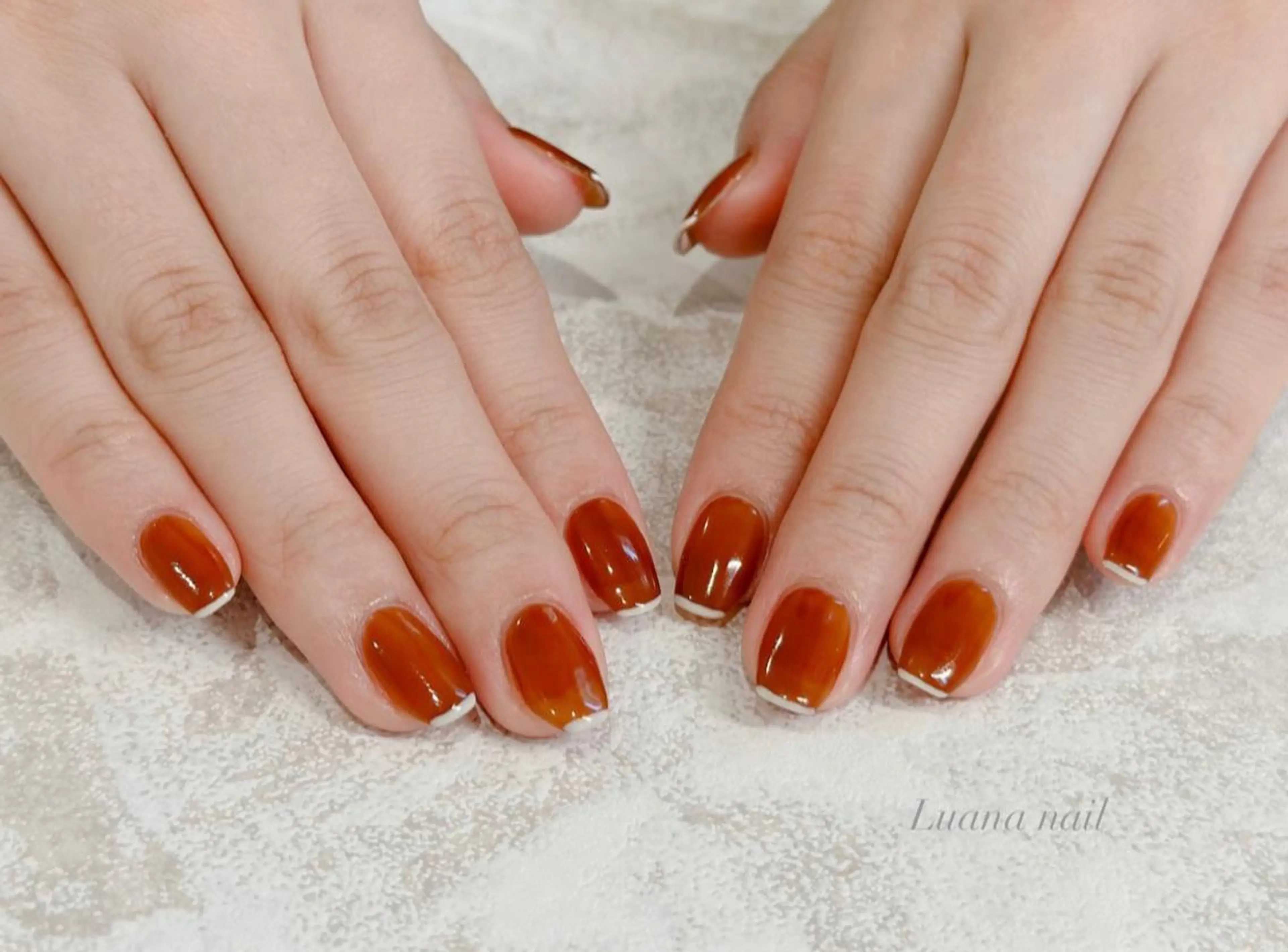 ショート ネイル ブラウン フレンチネイル ジェルネイル オフィスネイル パラジェル Luana nail (ルアナネイル)のネイルデザイン