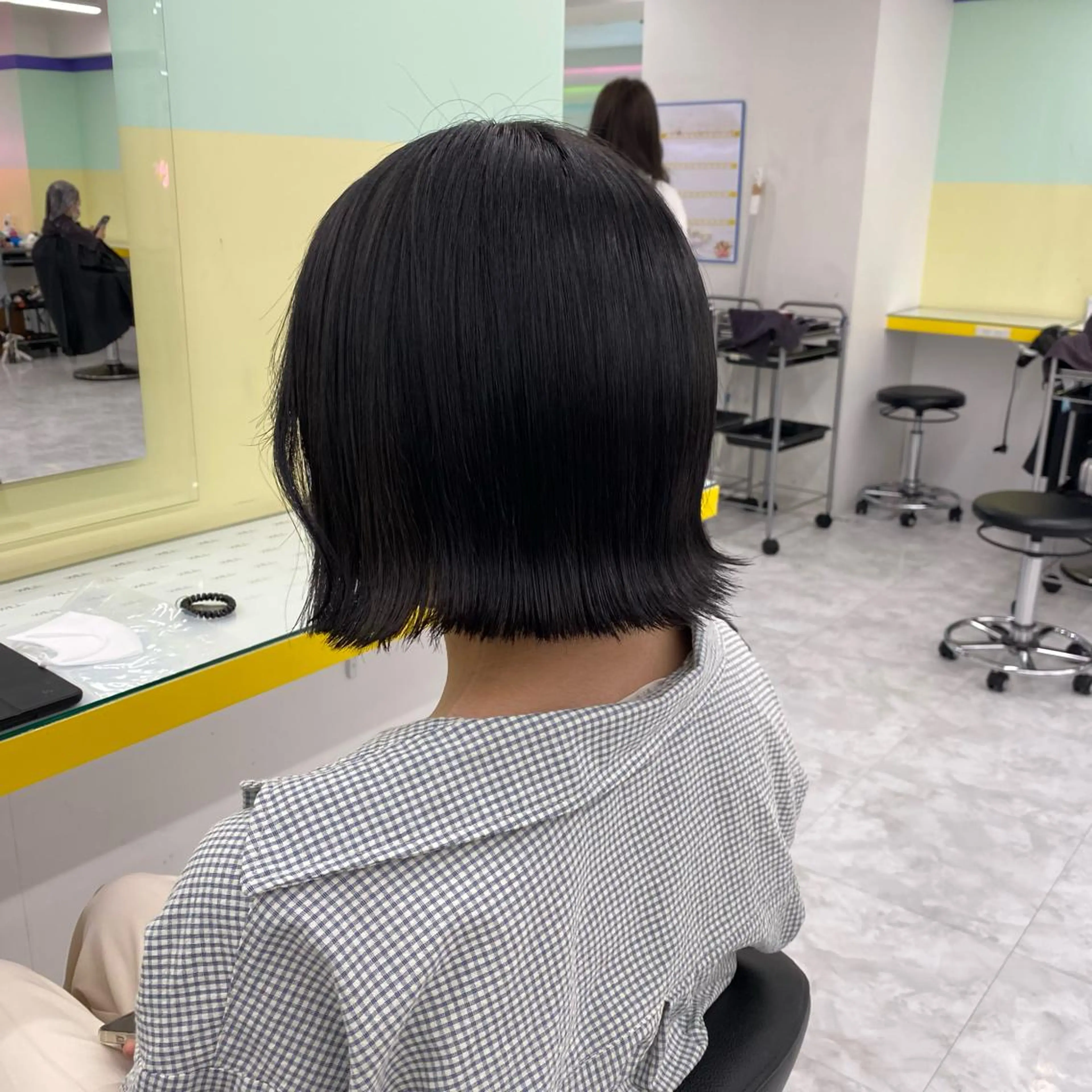 ショート カラー パーマ ヘアアレンジ メンズ キッズ ネイル マツエク・マツパ アイブロウ ダークグレー Lumo所属・💖横浜ブリーチなし 💖MIHOのヘアスタイル