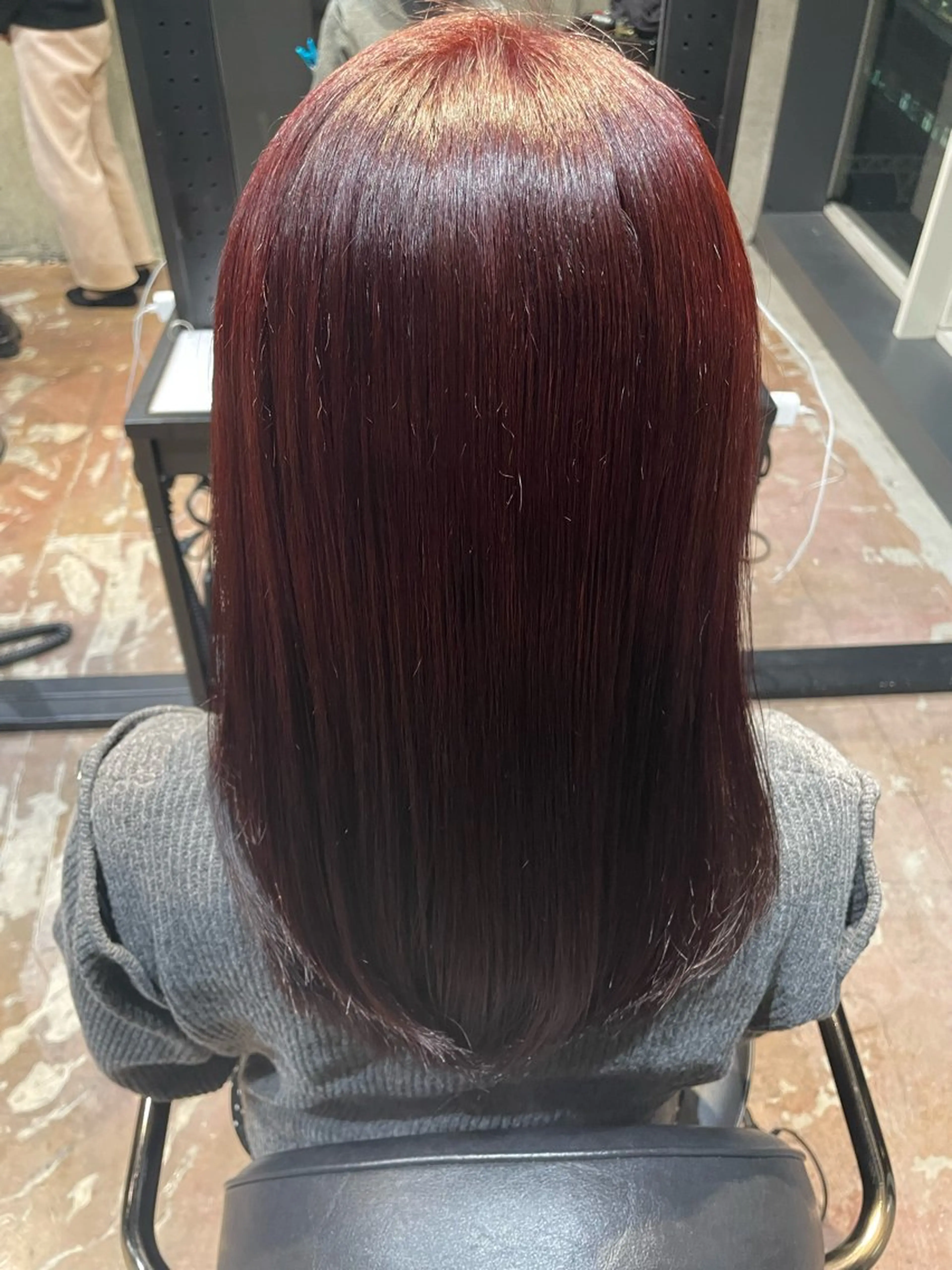 セミロング ブリーチカラー/ カット/安松龍一のヘアスタイル