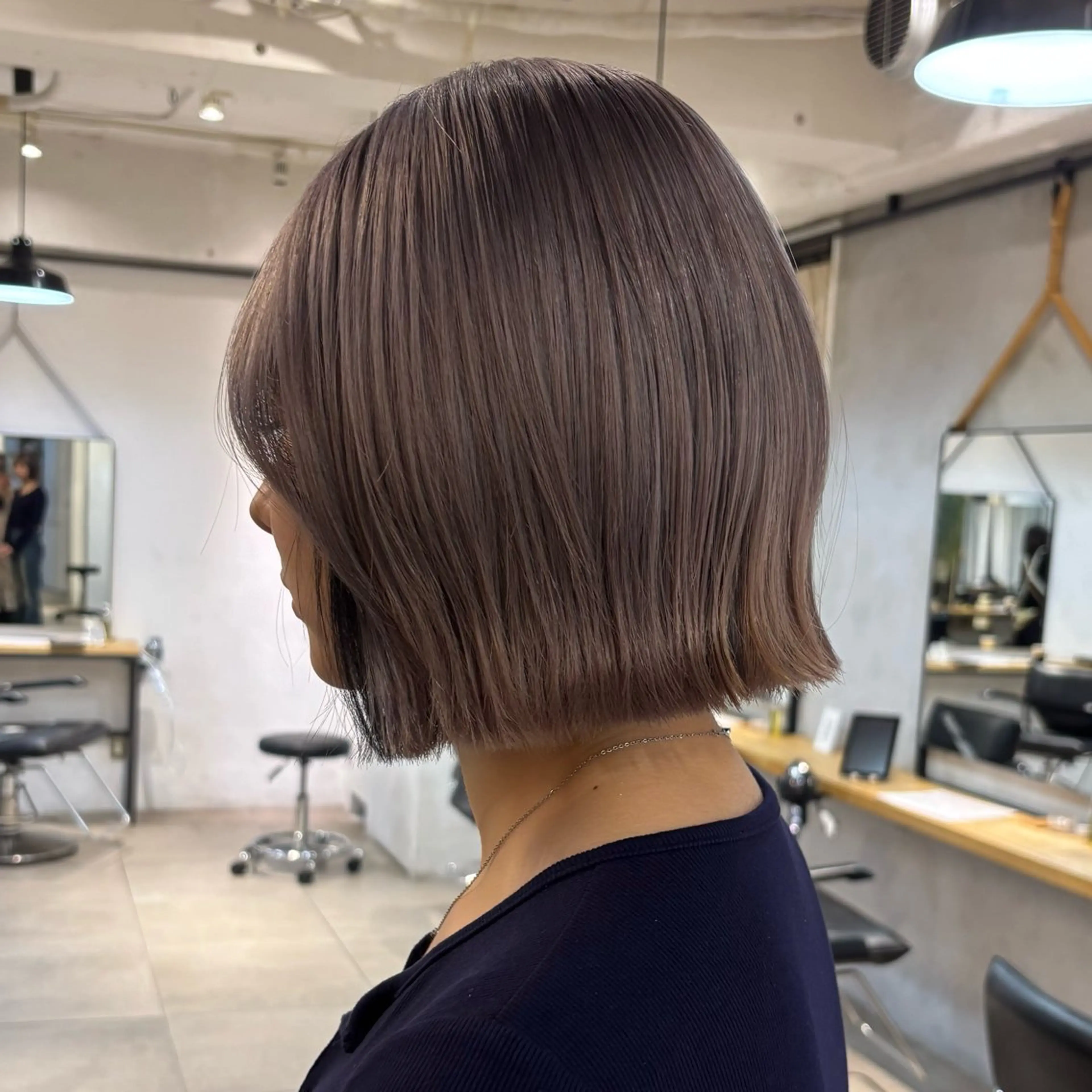 ショート ヘアカラー トリートメント 盛れる透明感カラー・ momokaのヘアスタイル