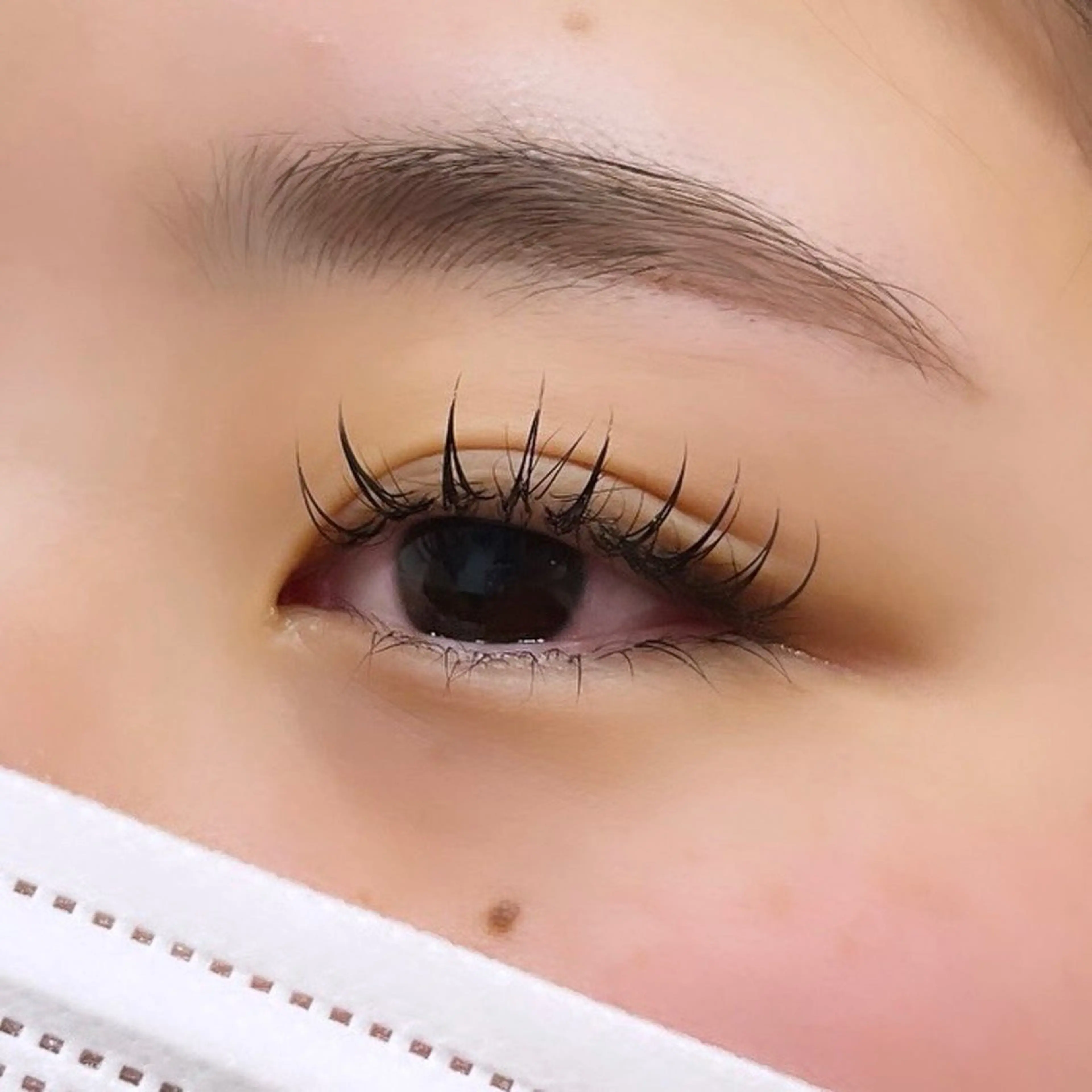 マツエク・マツパ blanc吉澤 ありみの眉毛・アイブロウイメージ