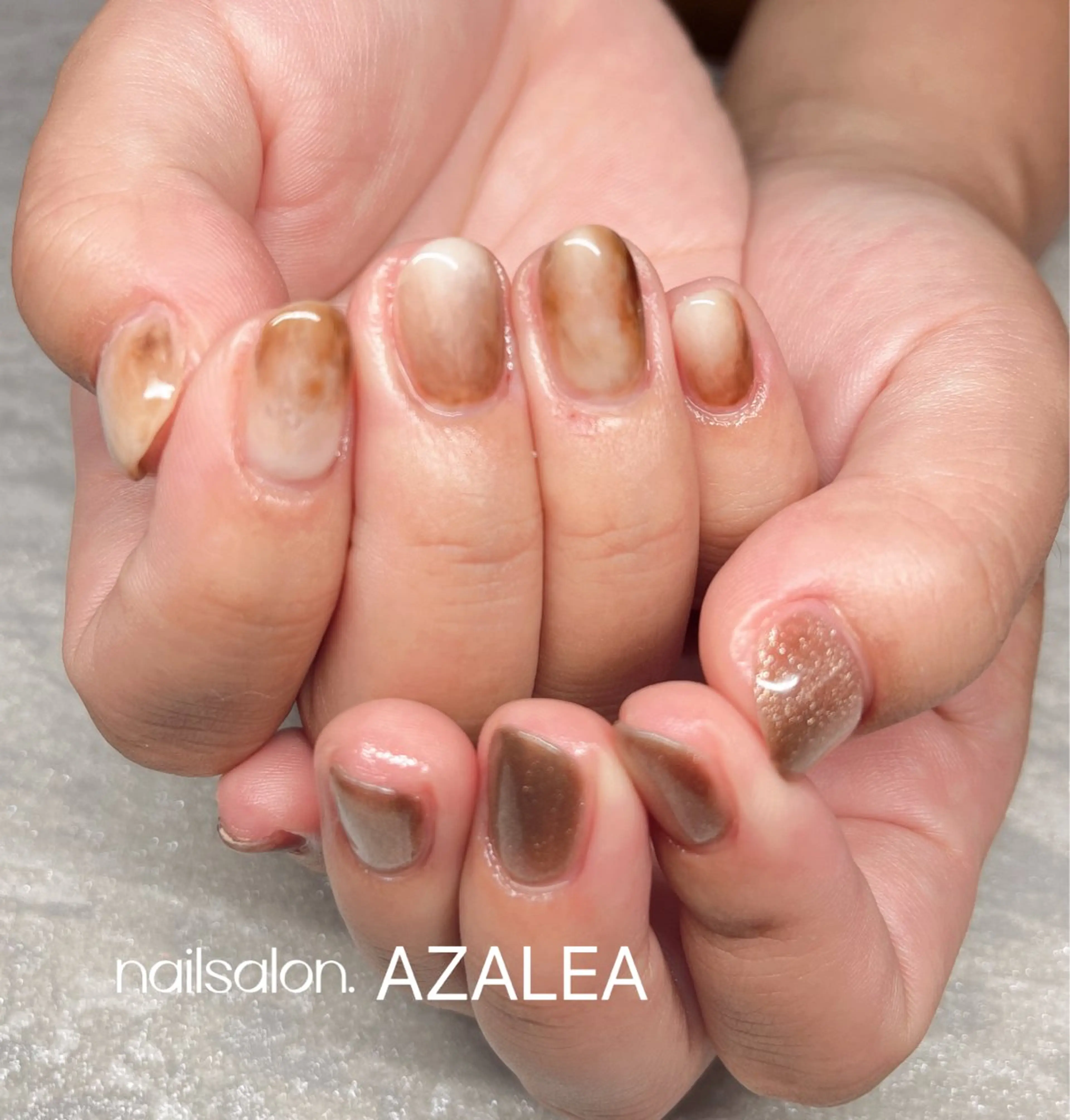 ネイル R inのネイルデザイン