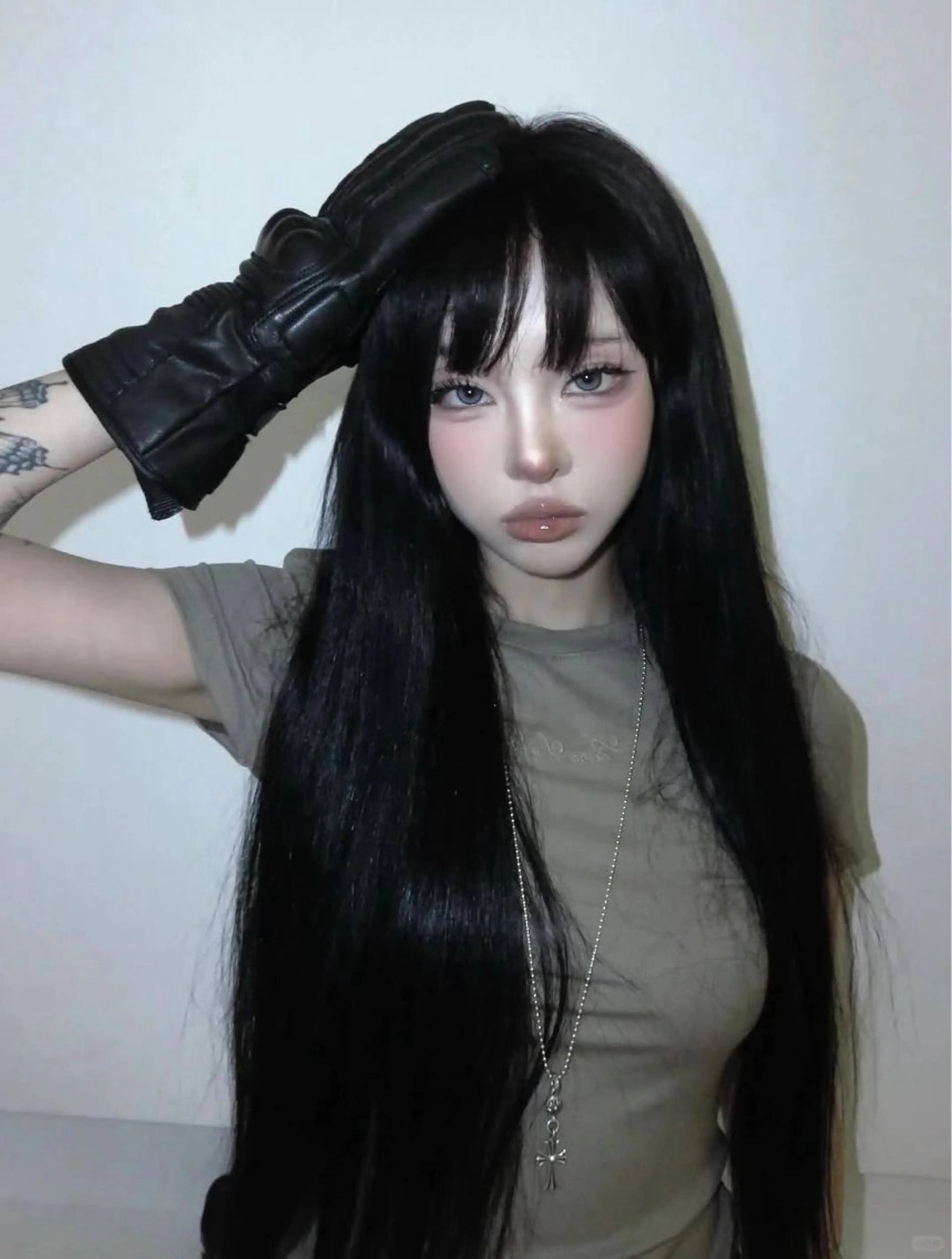 ロング 𝑲𝑶𝑲𝑶🦋 暖色ワンホン🌹💋のヘアスタイル