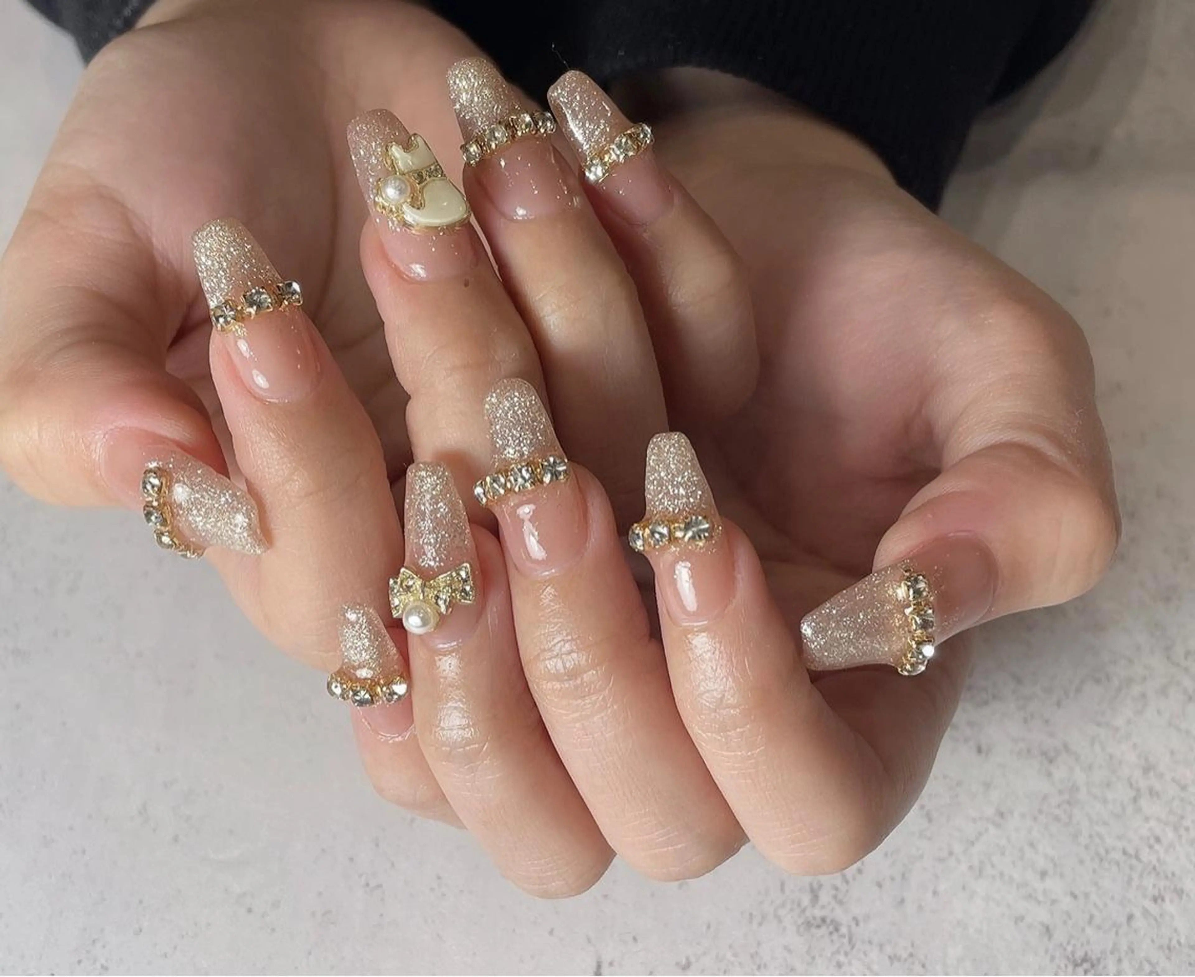 ネイル ハンドネイル ハンドケア 🦋 MiKi 🦋 ネイルサロンのネイルデザイン