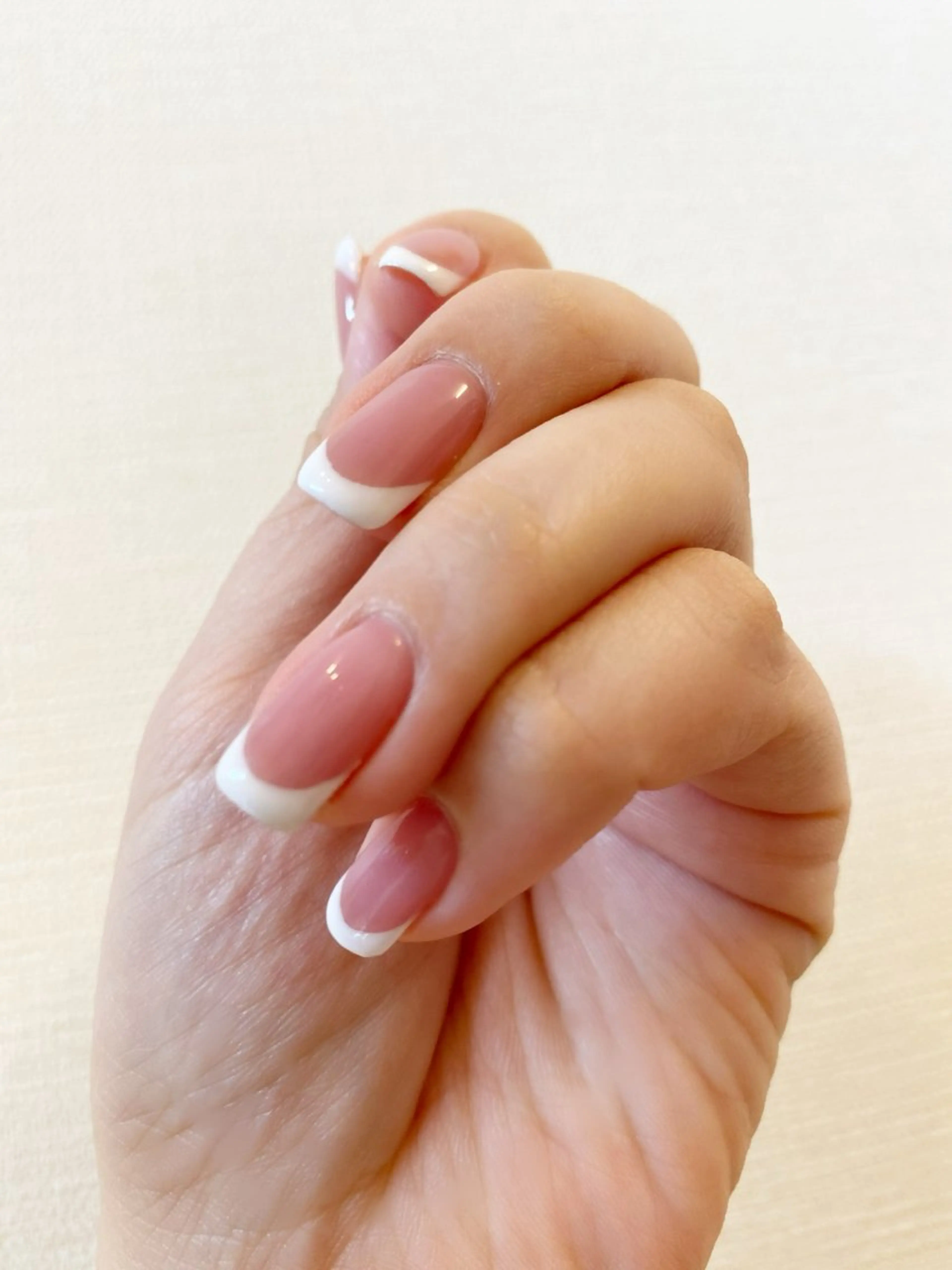 ネイル フレンチネイル ハンドネイル en nail MEGUMIのネイルデザイン