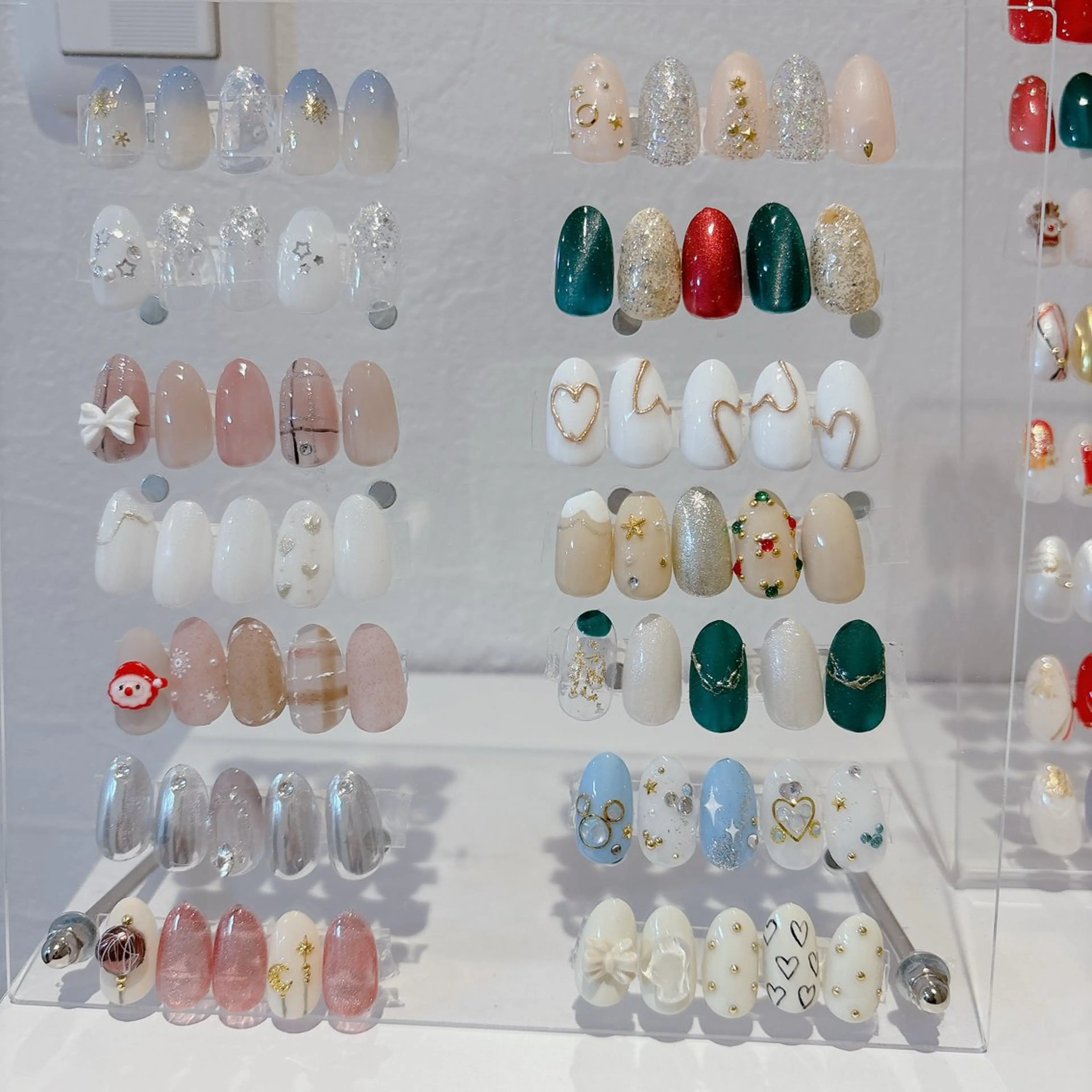 ネイル 冬ネイル クリスマス Nail •Head スパFortunaのネイルデザイン