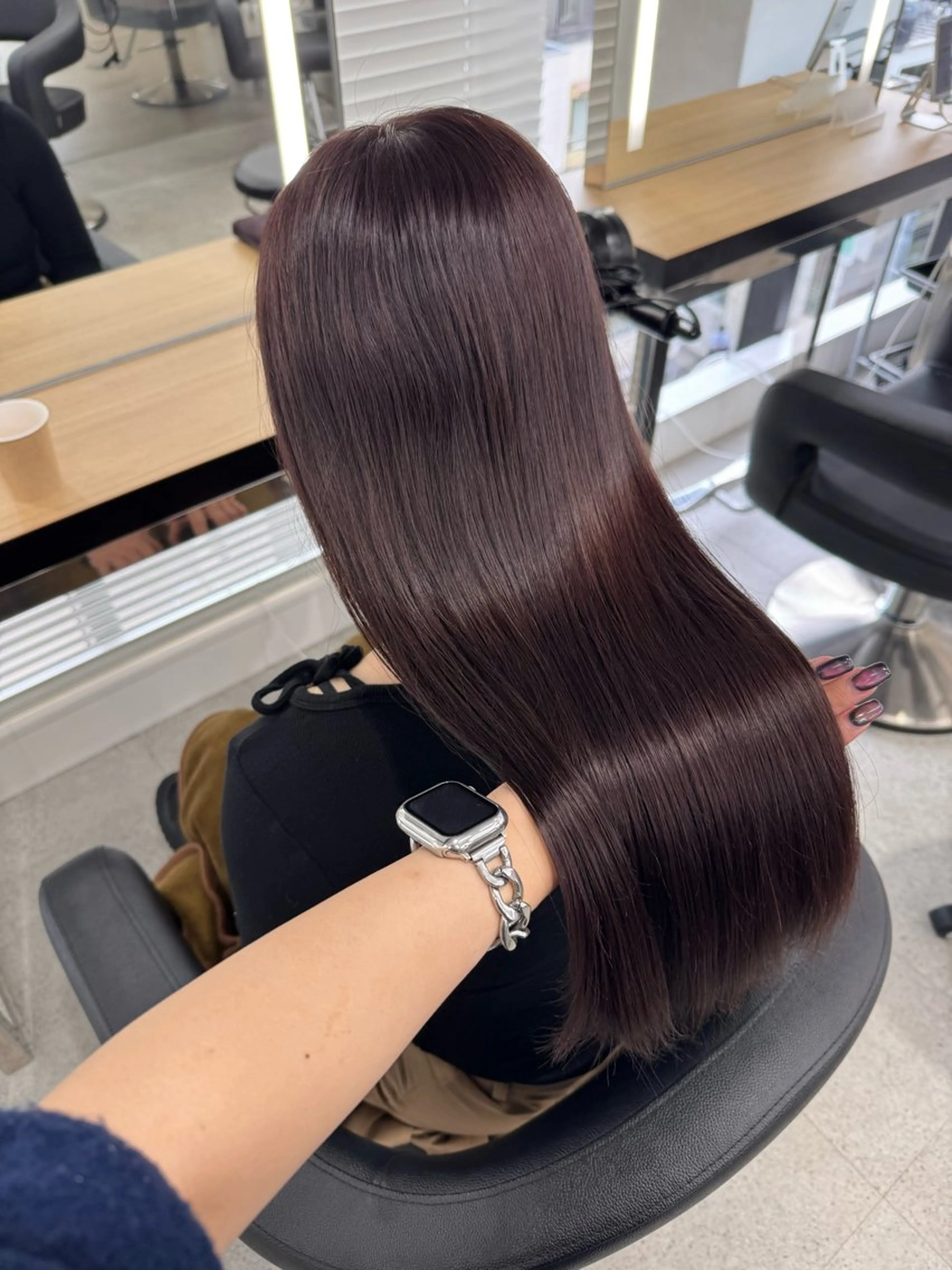 ロング カラー 暗髪🩶ラベンダー/ ブルー/ユウナ🤍のヘアスタイル