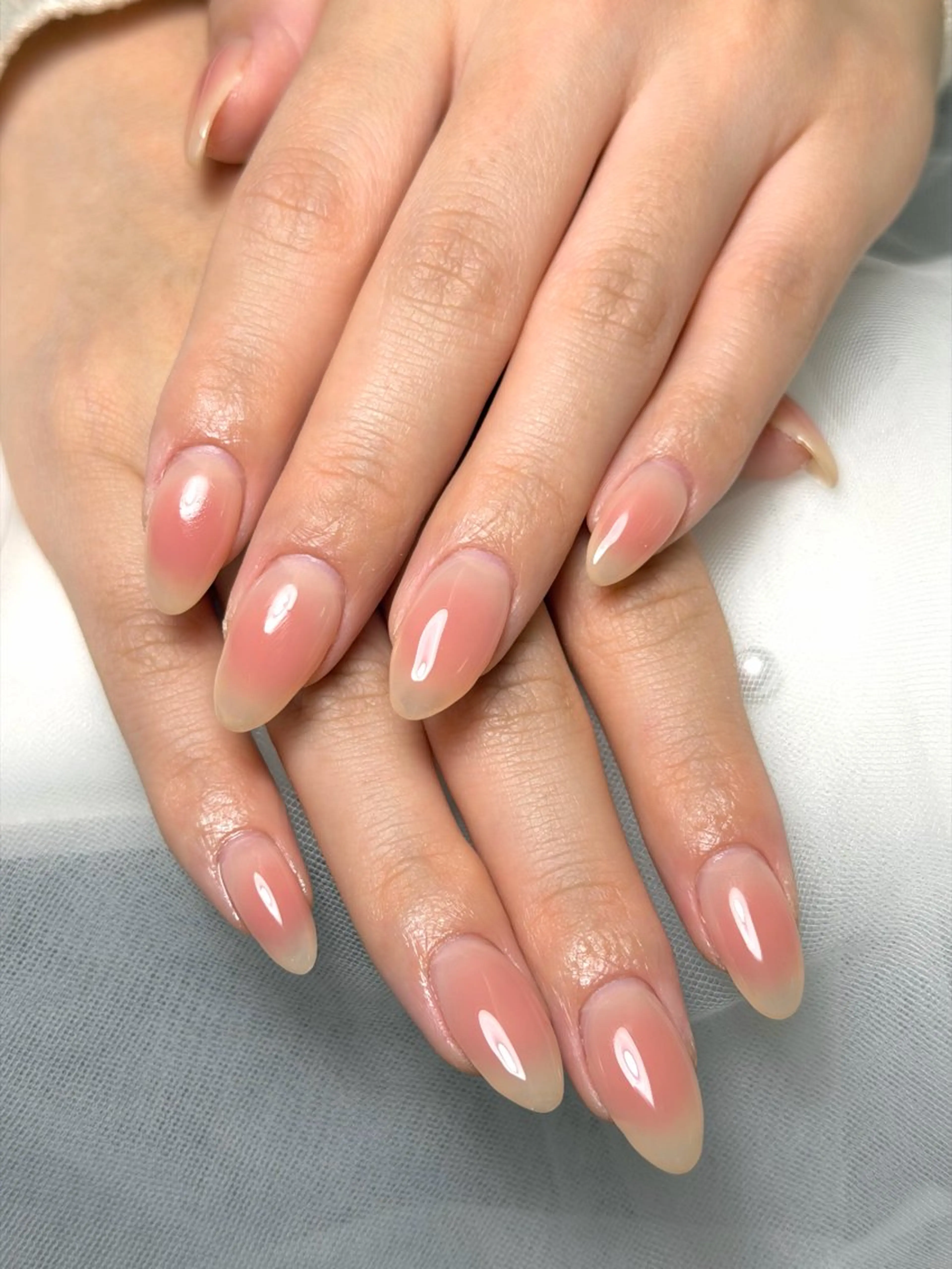 ネイル フットネイル 池袋Uni nail 上品シンプルデザインのネイルデザイン