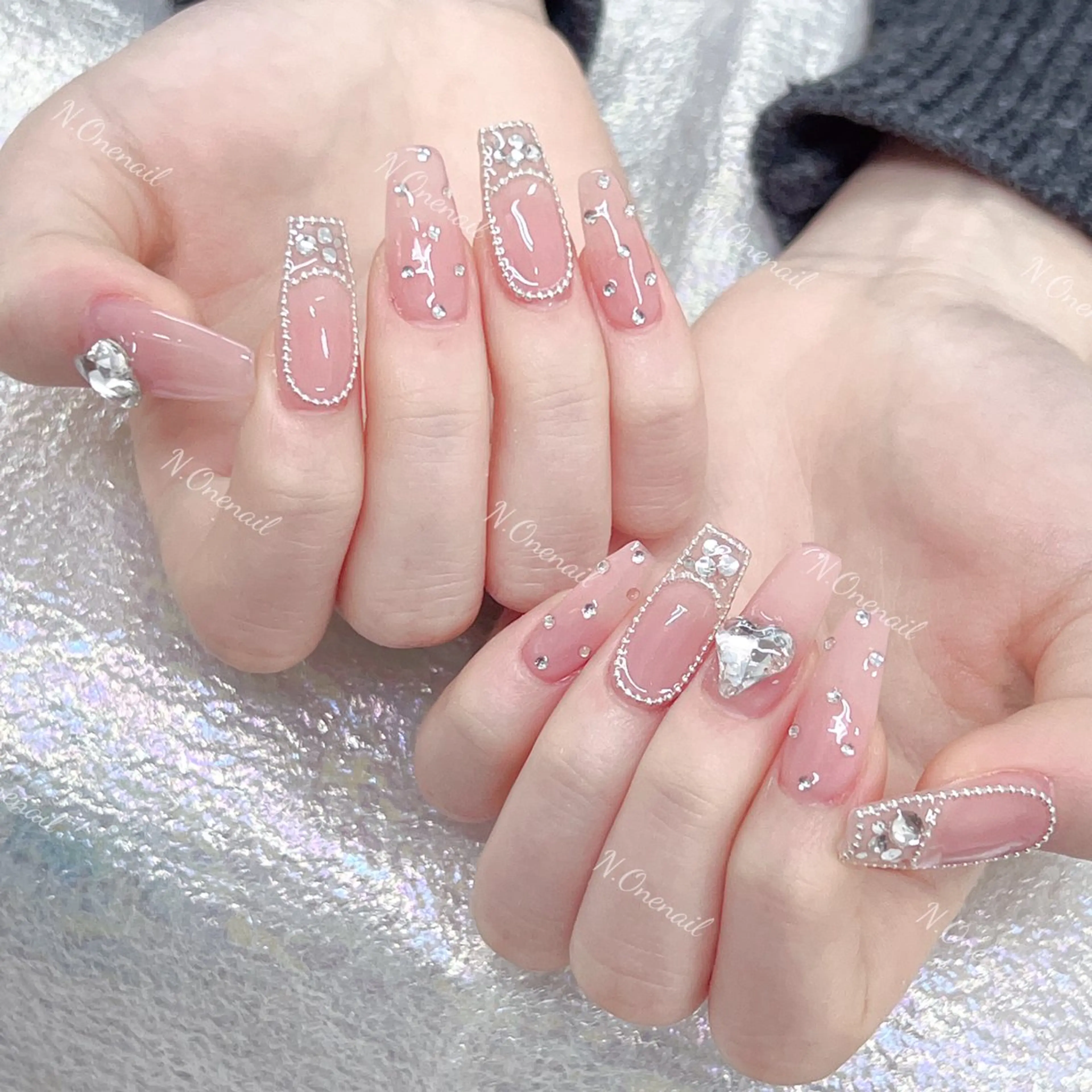 ネイル キラキラネイル 持ち込み ピンク リボン シンプルネイル 長いだし/スカルプ/ パラシェルN.oneのネイルデザイン