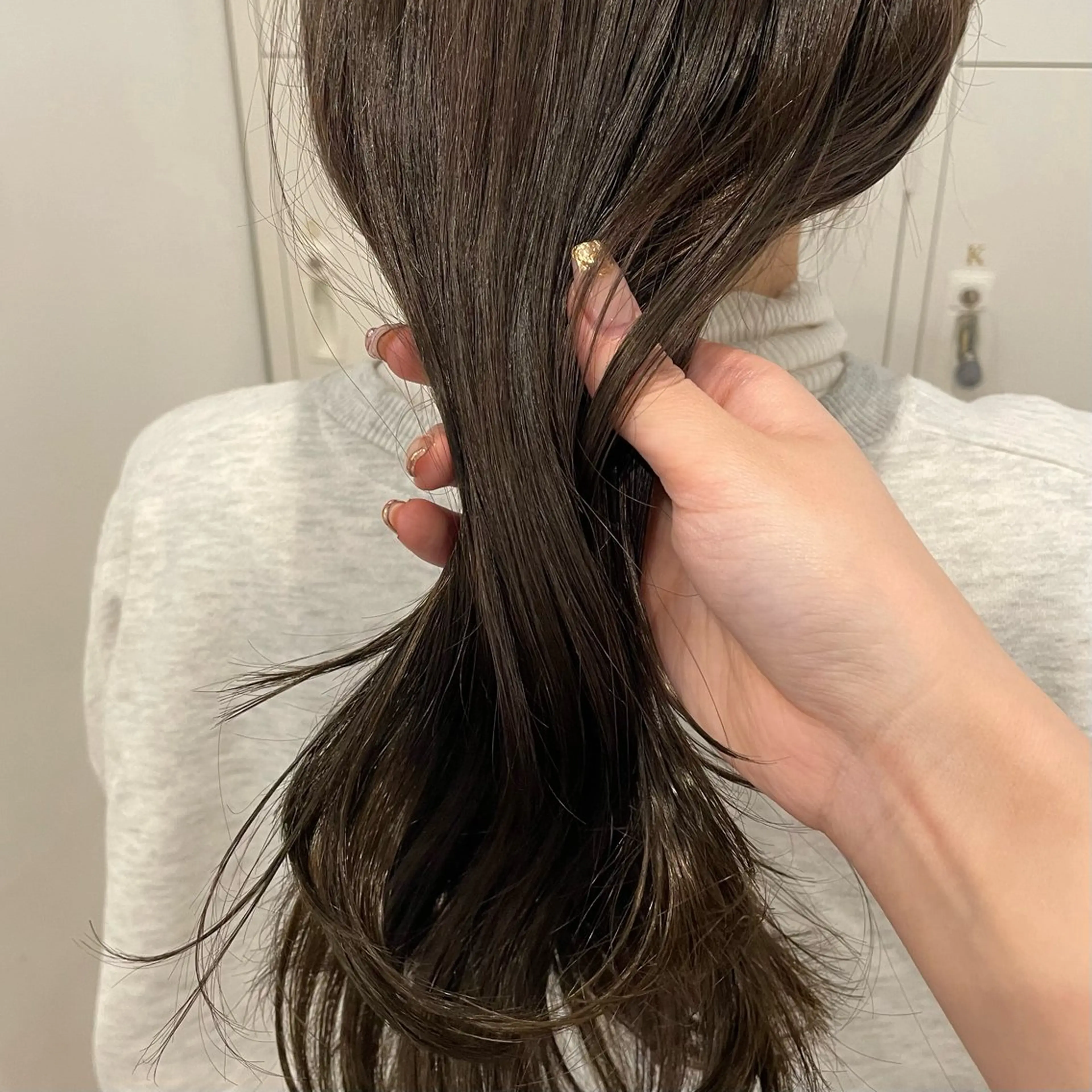 ロング canon/レイヤー /透明感カラーのヘアスタイル