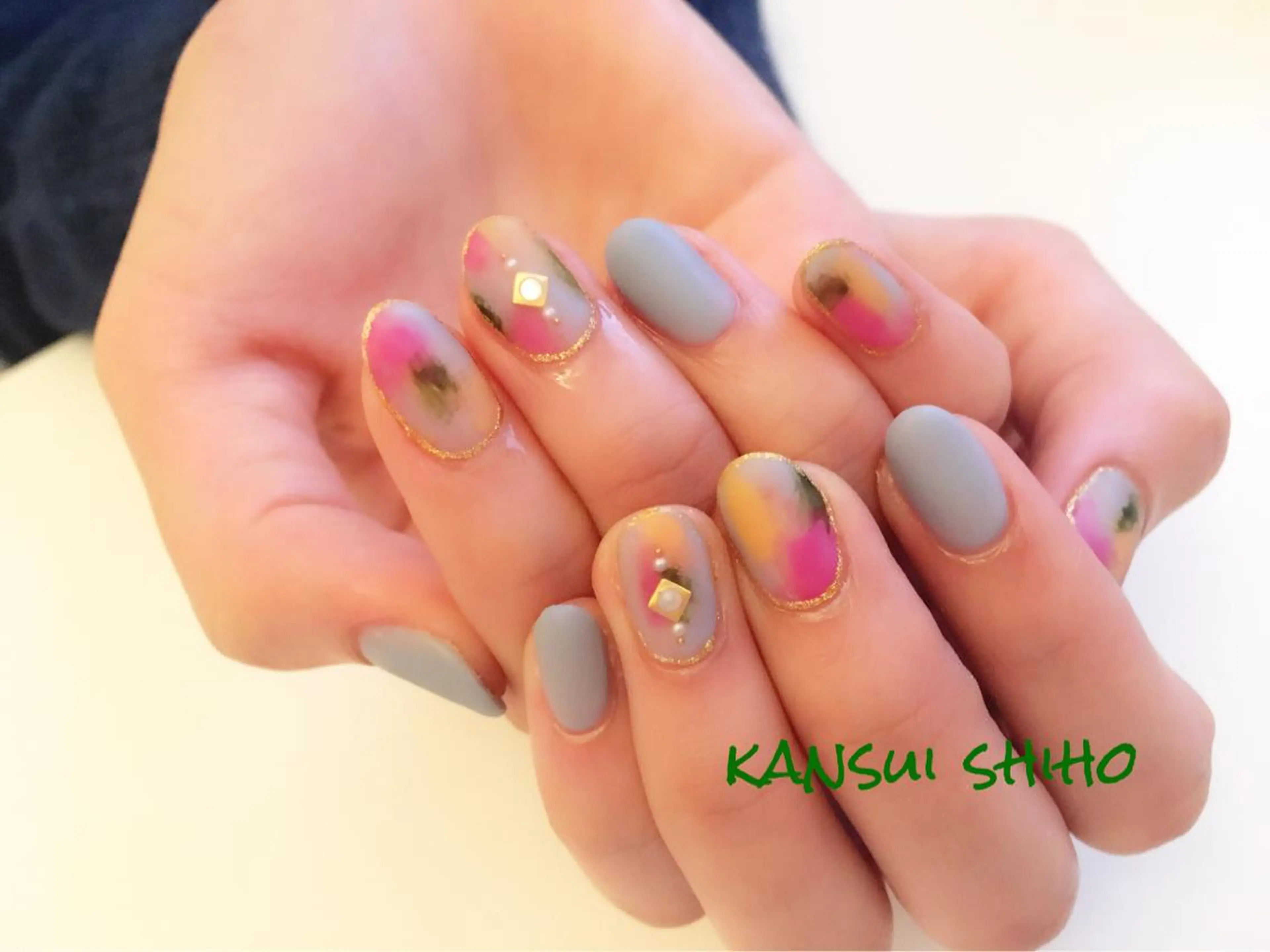 ネイル Elio 国泰寺のネイルデザイン