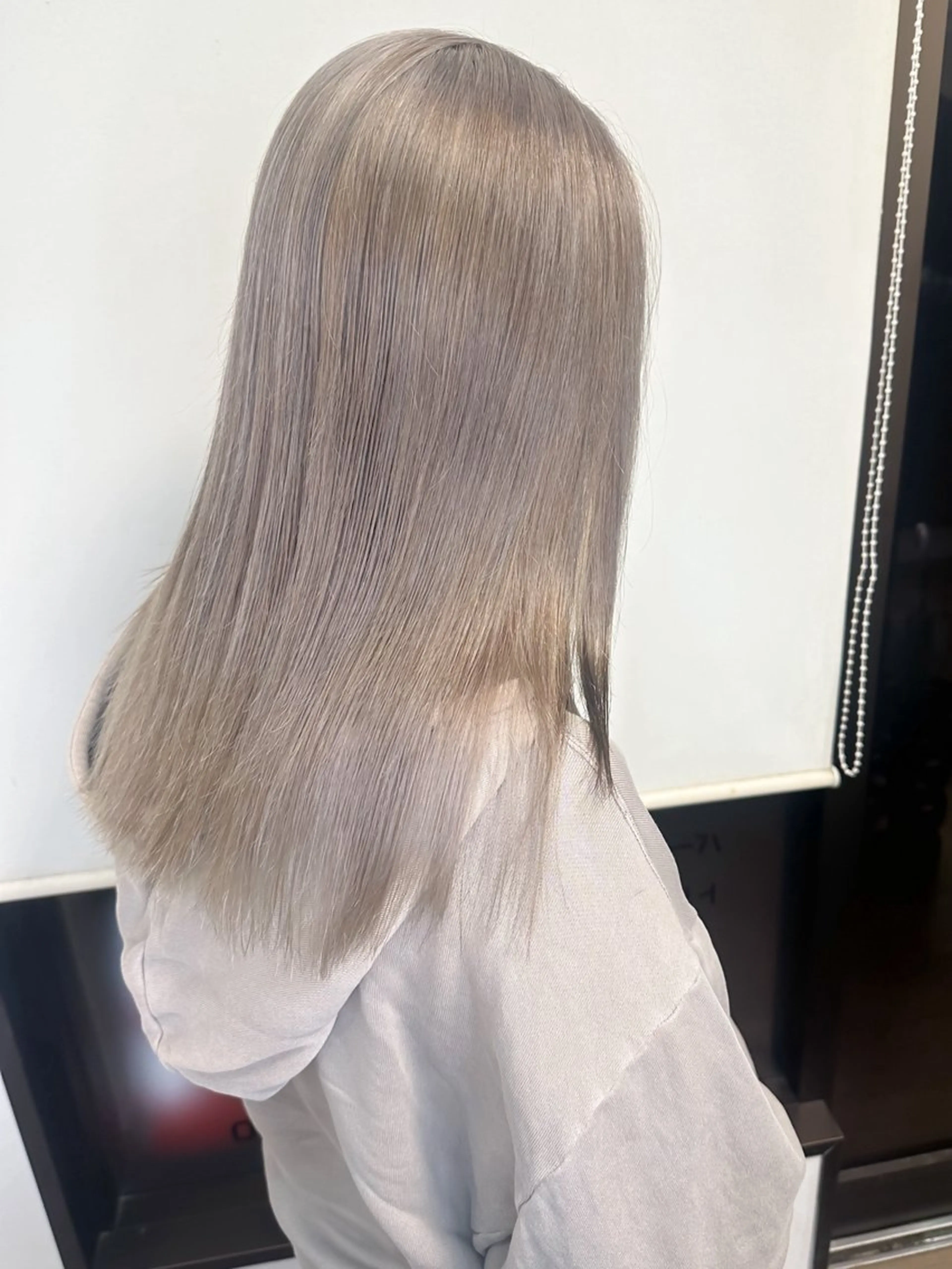 ミディアム ブリーチカラー🫧 森　凪沙のヘアスタイル