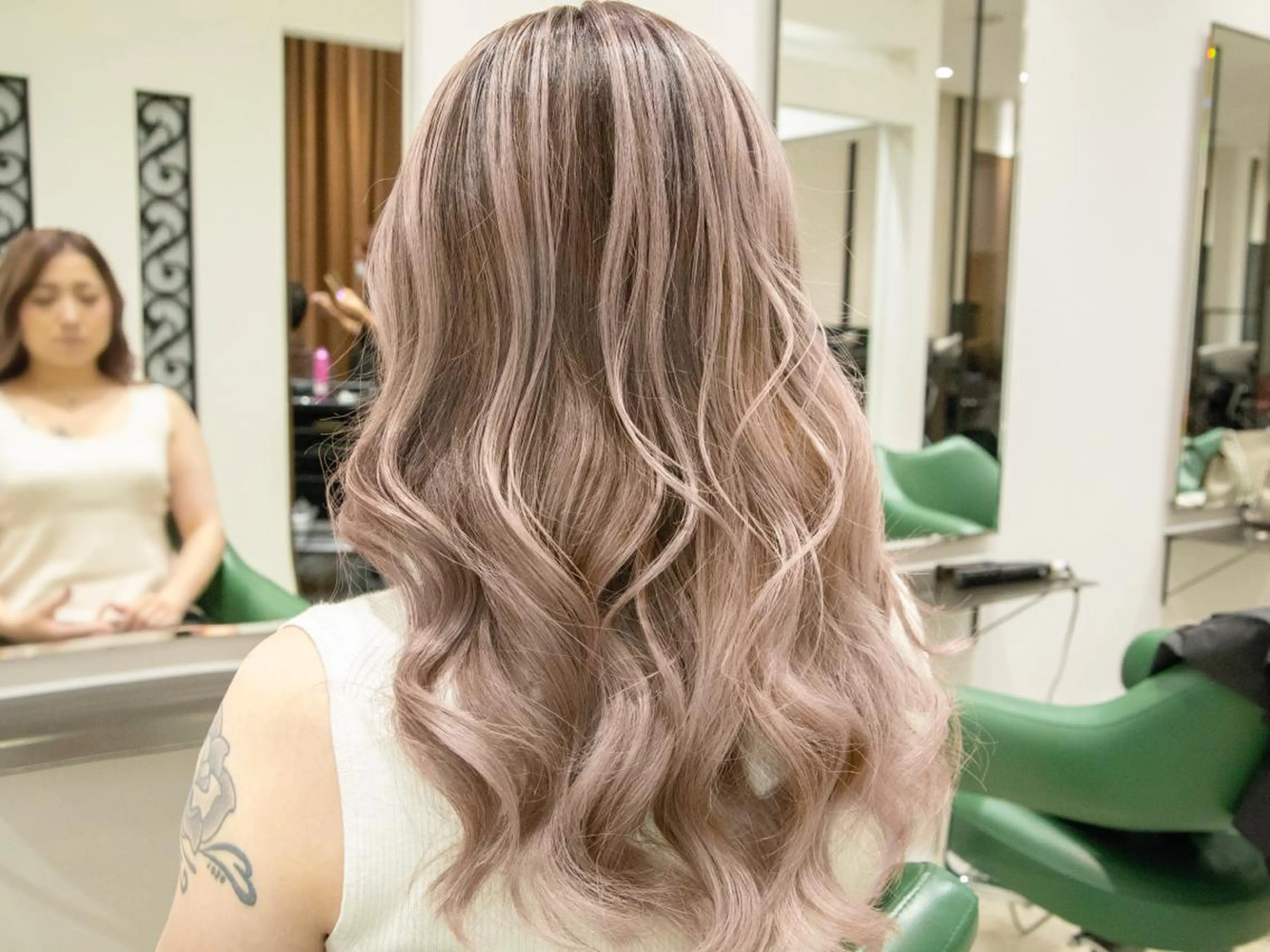 ロング カラー Re:ta Hair 飯田淳平のヘアスタイル