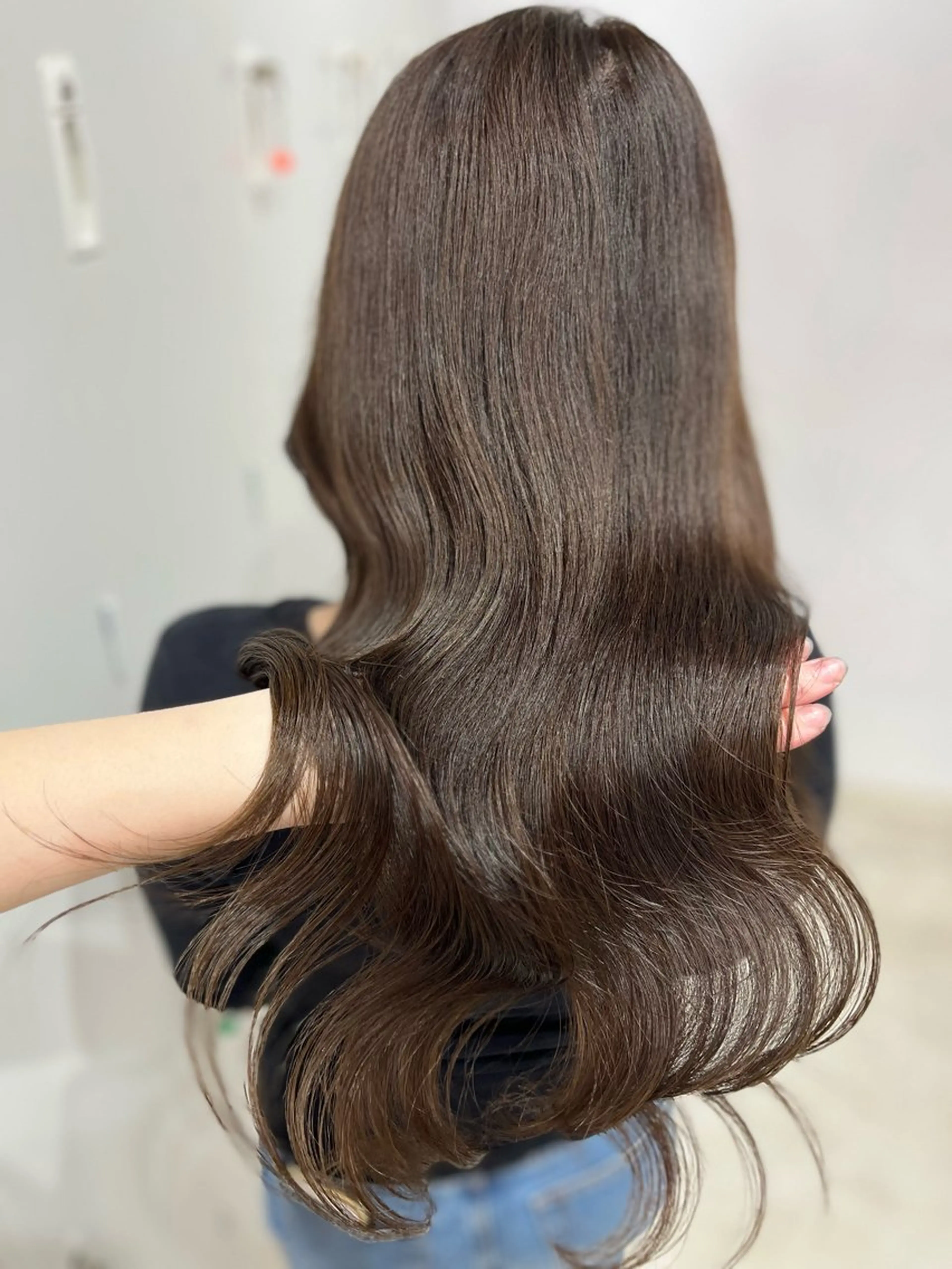 ロング カラー ベージュカラー オリーブベージュ ヘアカラー トリートメント 🫧ぷる艶カラー🫧 Yuubi🦩のヘアスタイル