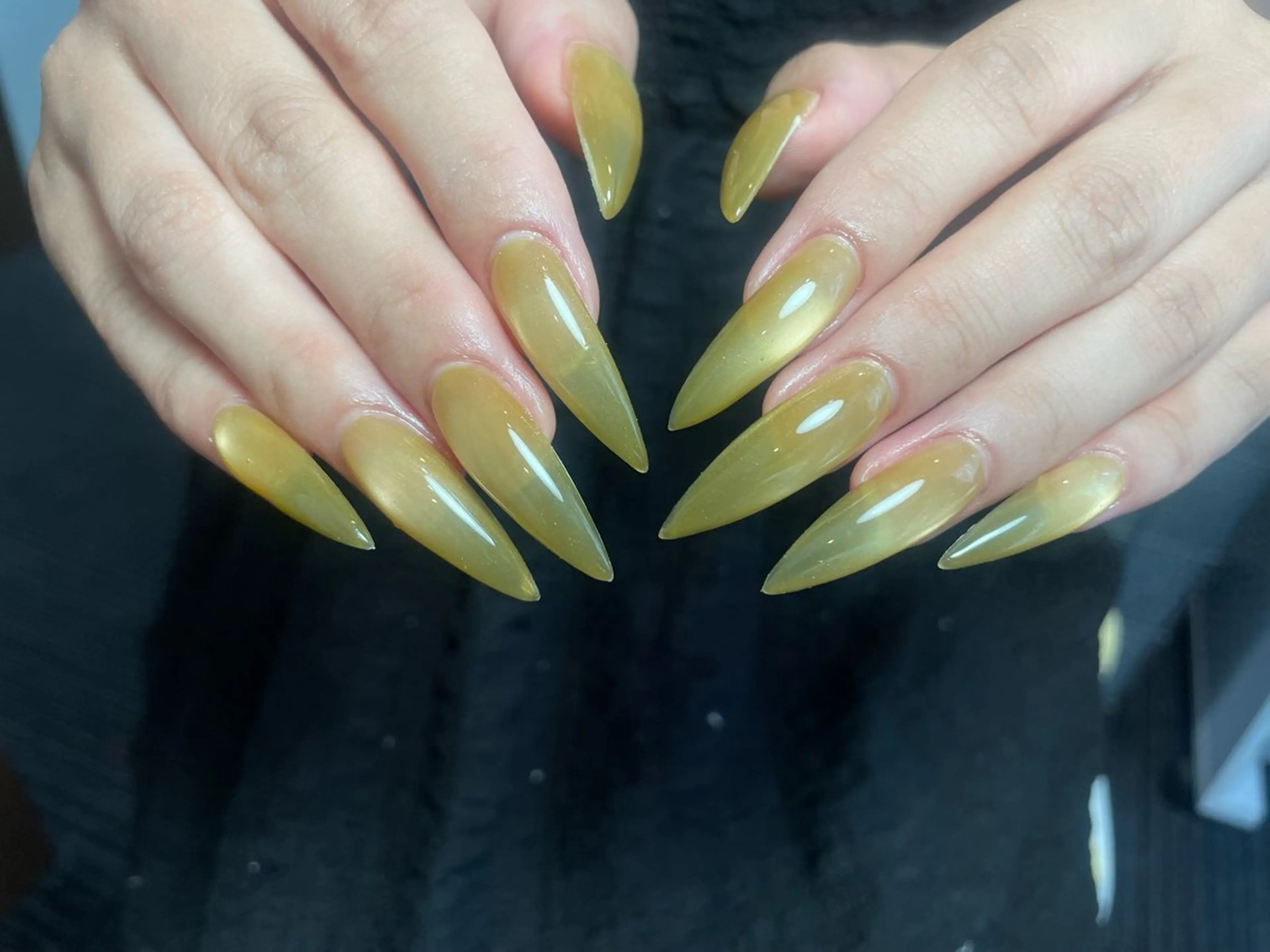 ネイル オーロラネイル 長さ出し フレンチネイル ジェルネイル ガラスフレンチ ハンドネイル Rela・S NAILのネイルデザイン