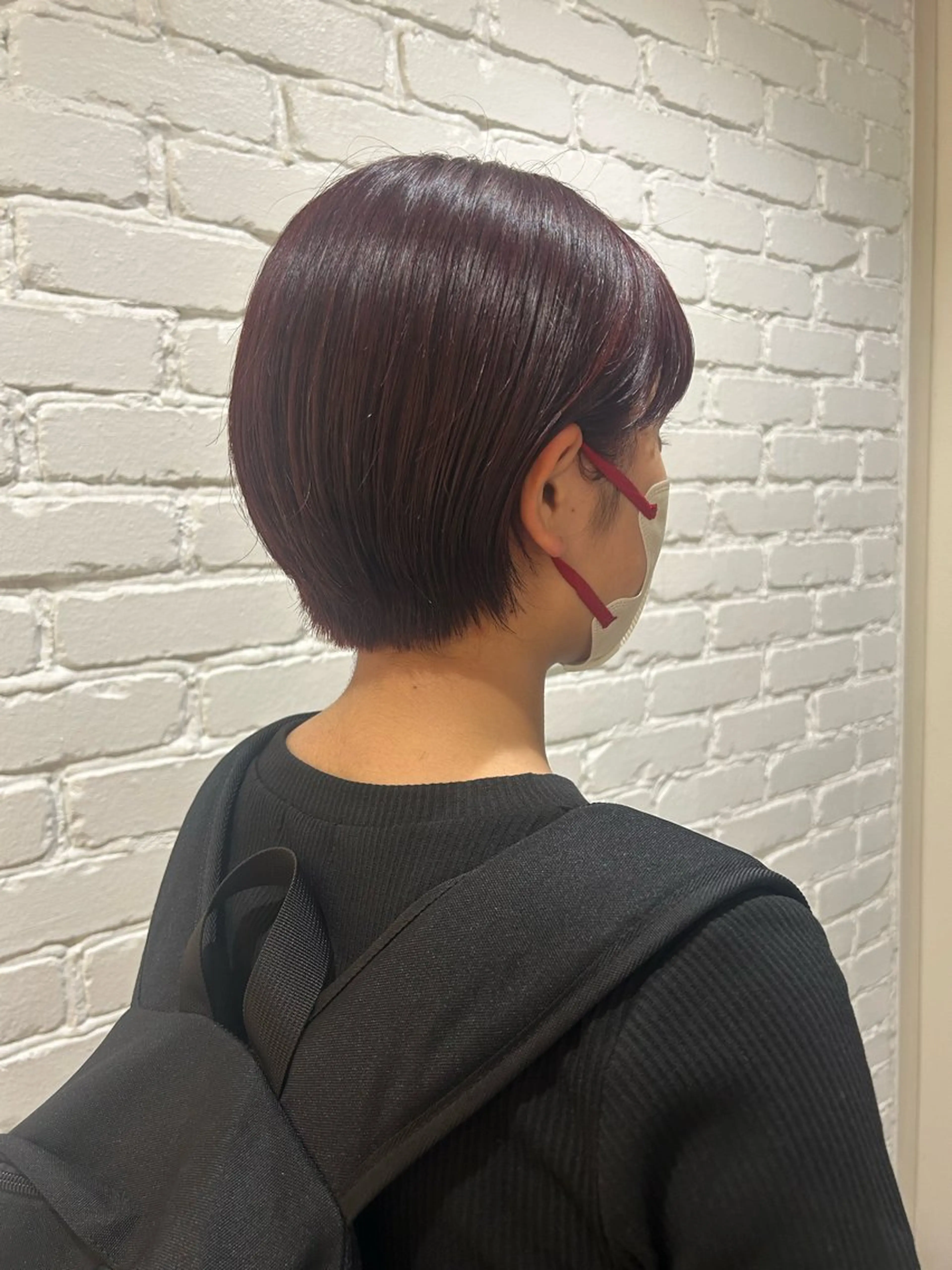 ショート カラー レッドカラー ショートヘア 💫レイヤーカット 💫ブリーチ💫サキのヘアスタイル