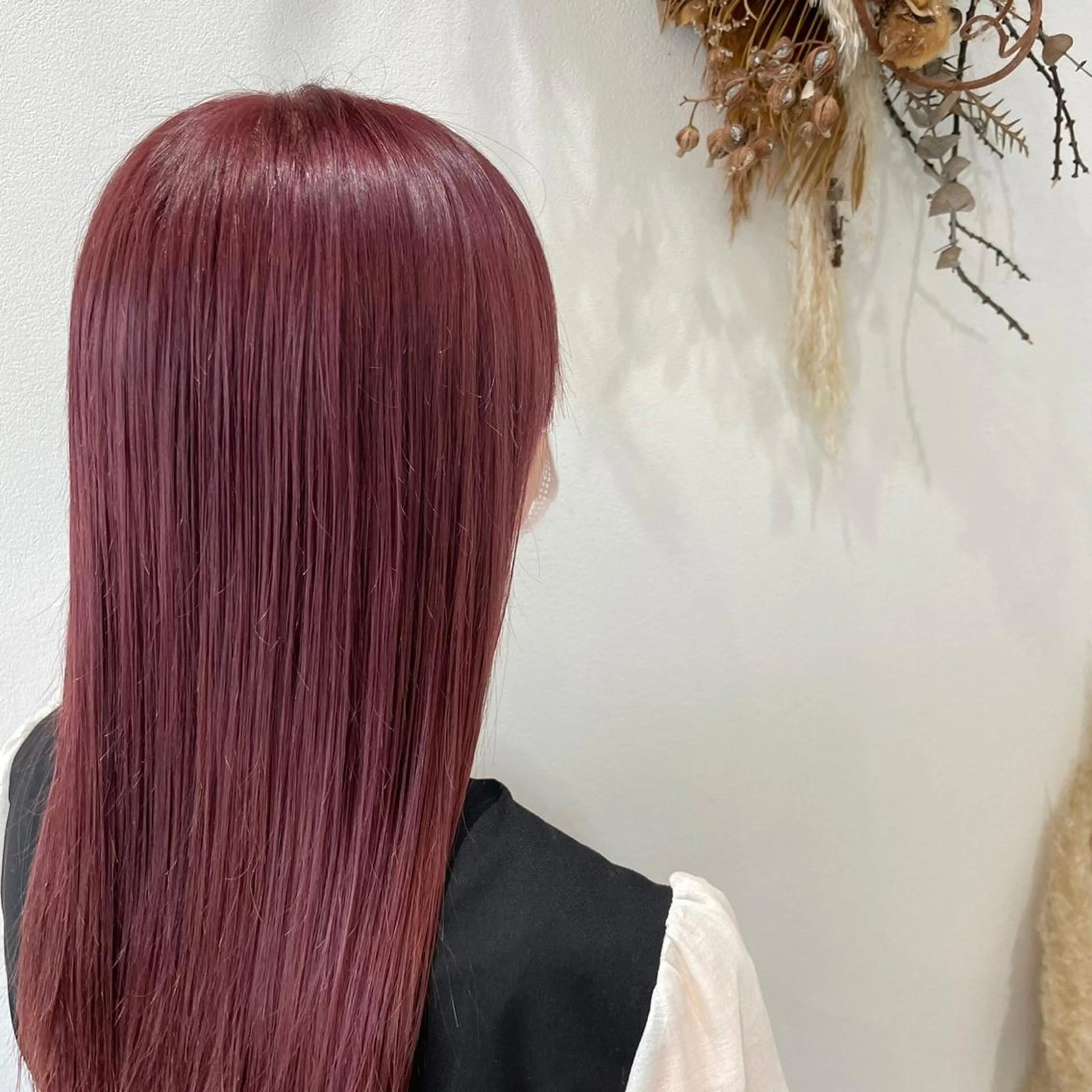 ロング カラー ブリーチ MIRUKA/ 暖色カラー/ベージュのヘアスタイル