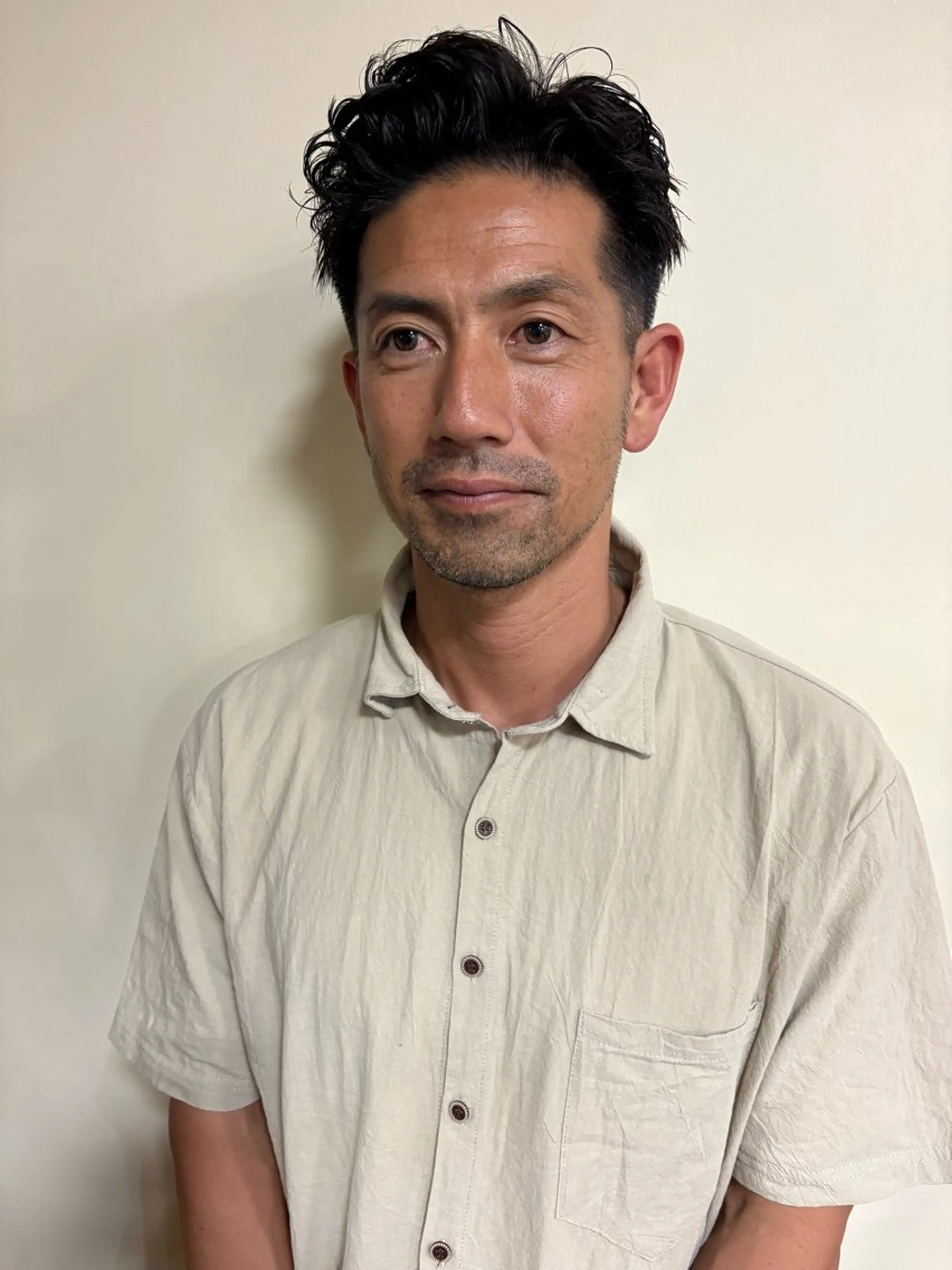 ショート パーマ メンズ オールバック メンズパーマ パーマ 浅岡 昭汰のヘアスタイル