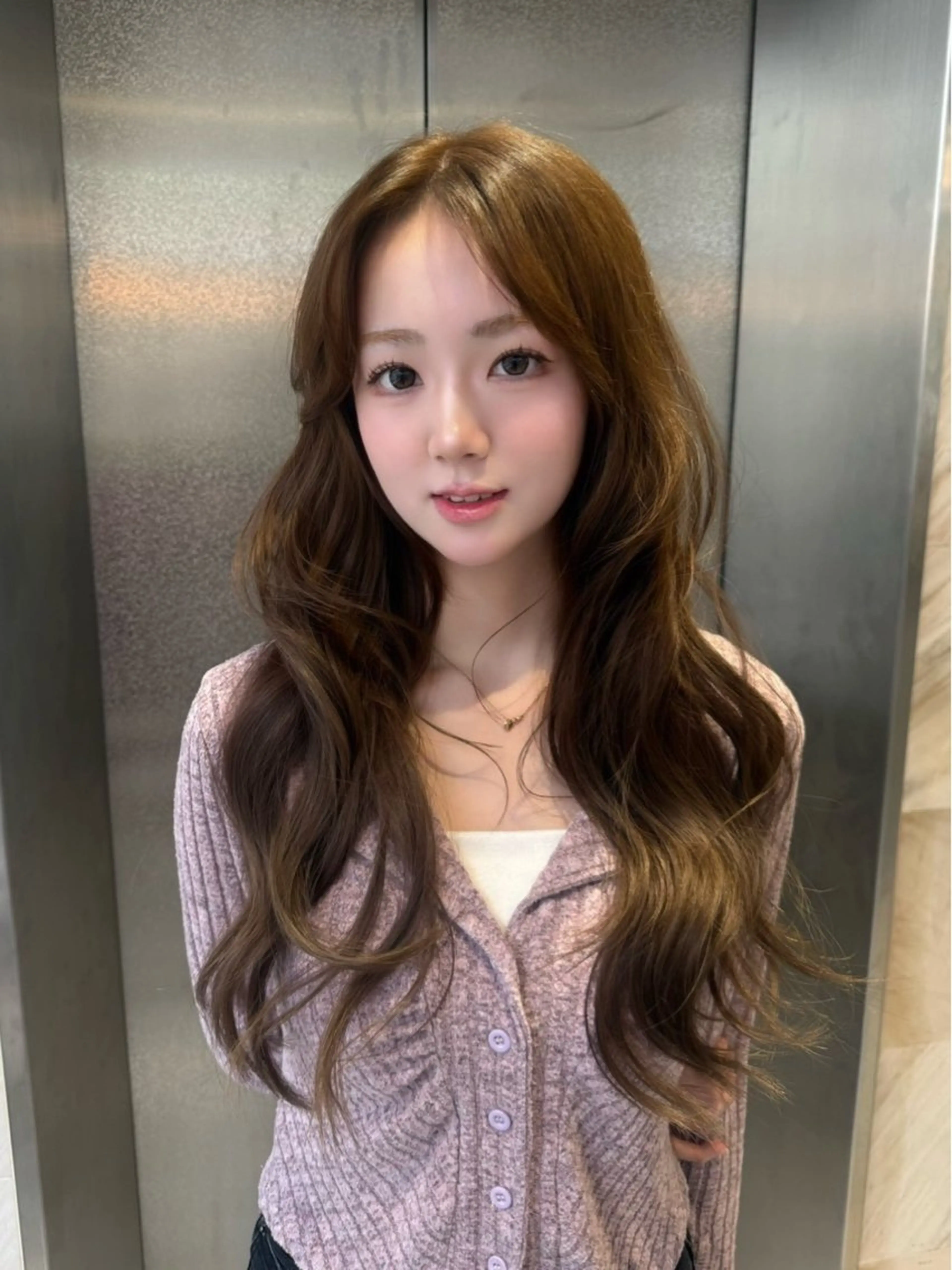 ロング 韓国風ヘア ロング 似合わせカット votan lilleyのヘアスタイル