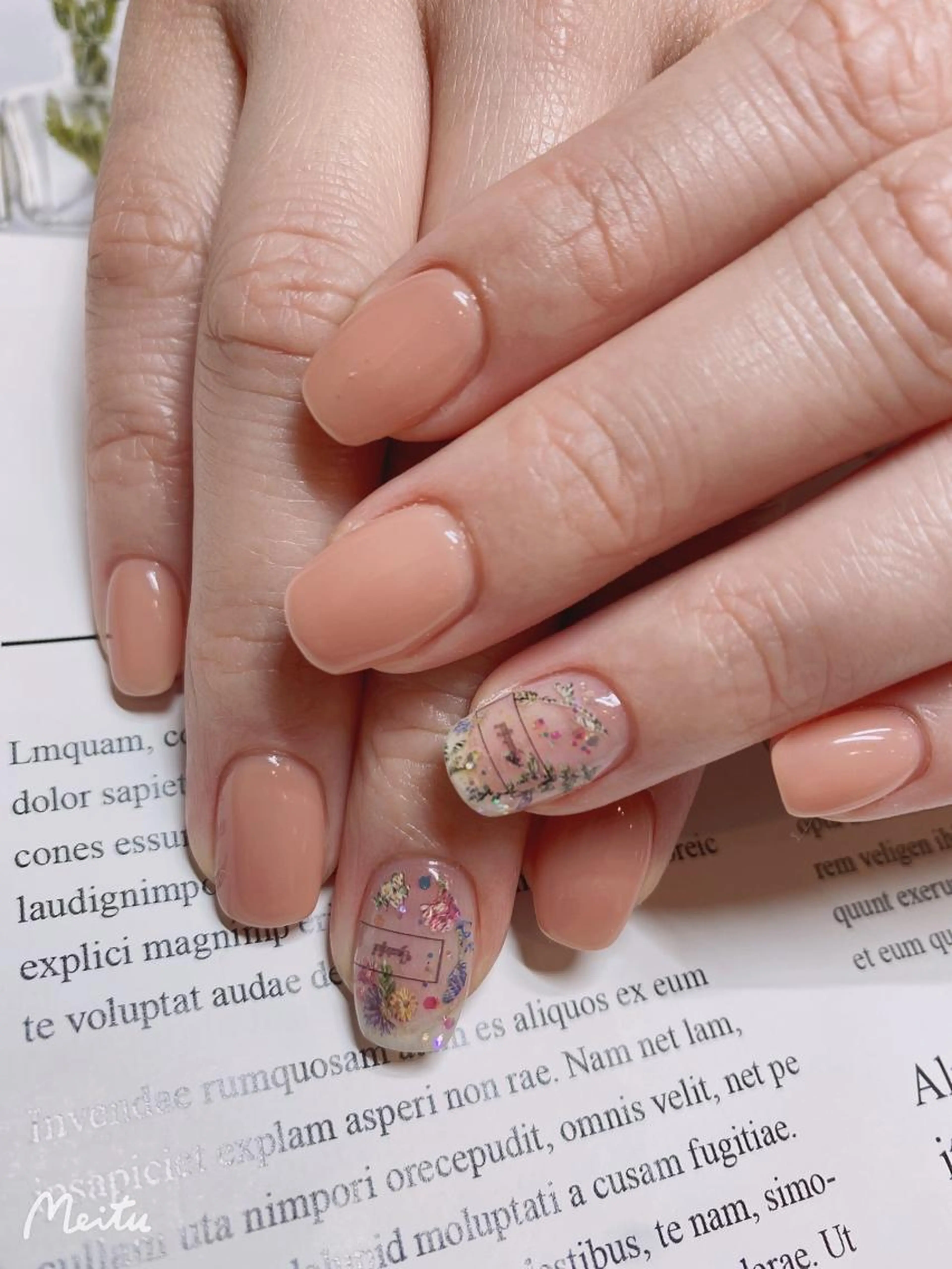 🦄自爪　オフ無　4本アート放題　　¥8000の写真