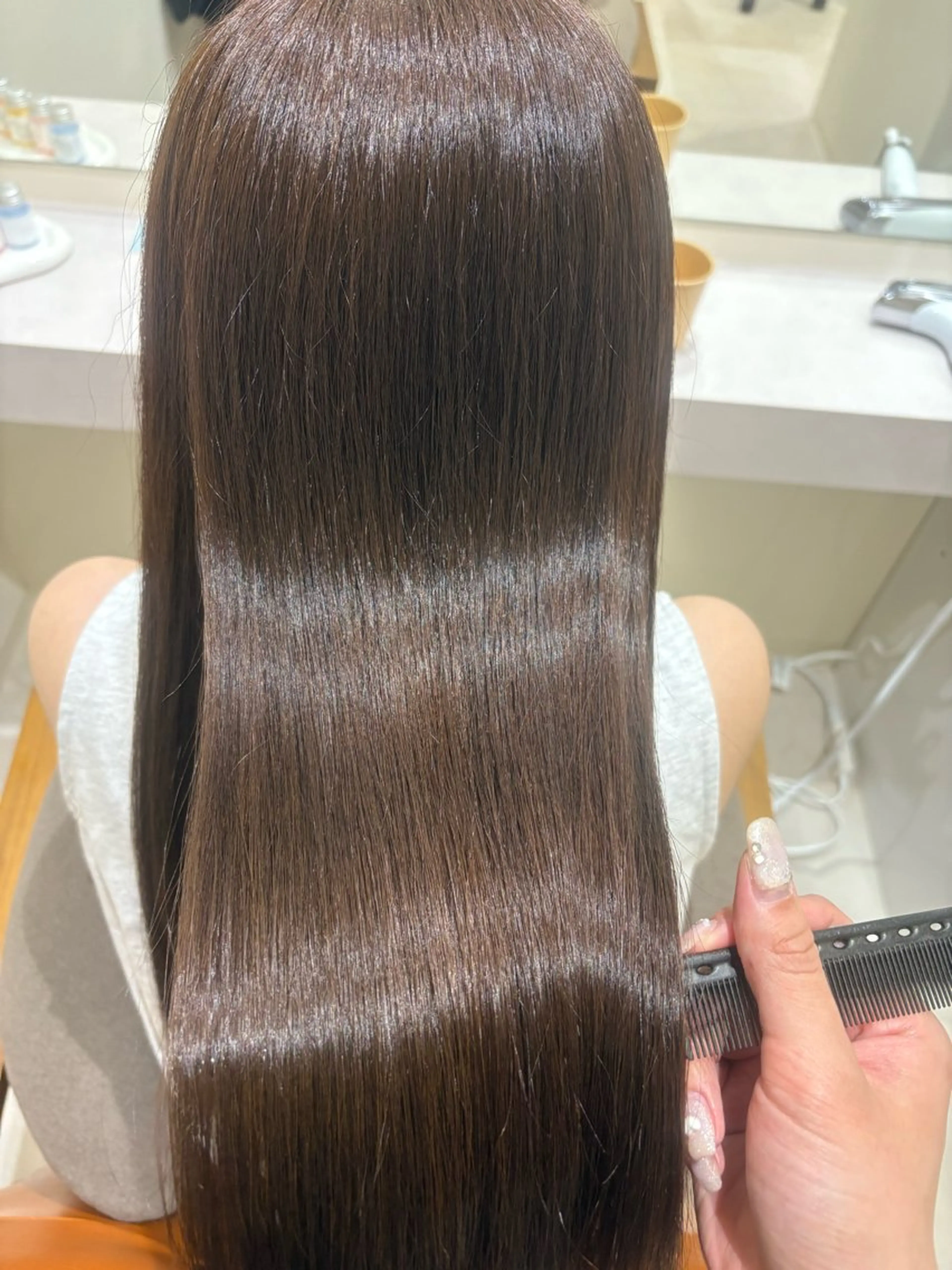 ロング カット 縮毛矯正 トリートメント レイヤー／髪質改善 ／YUのヘアスタイル