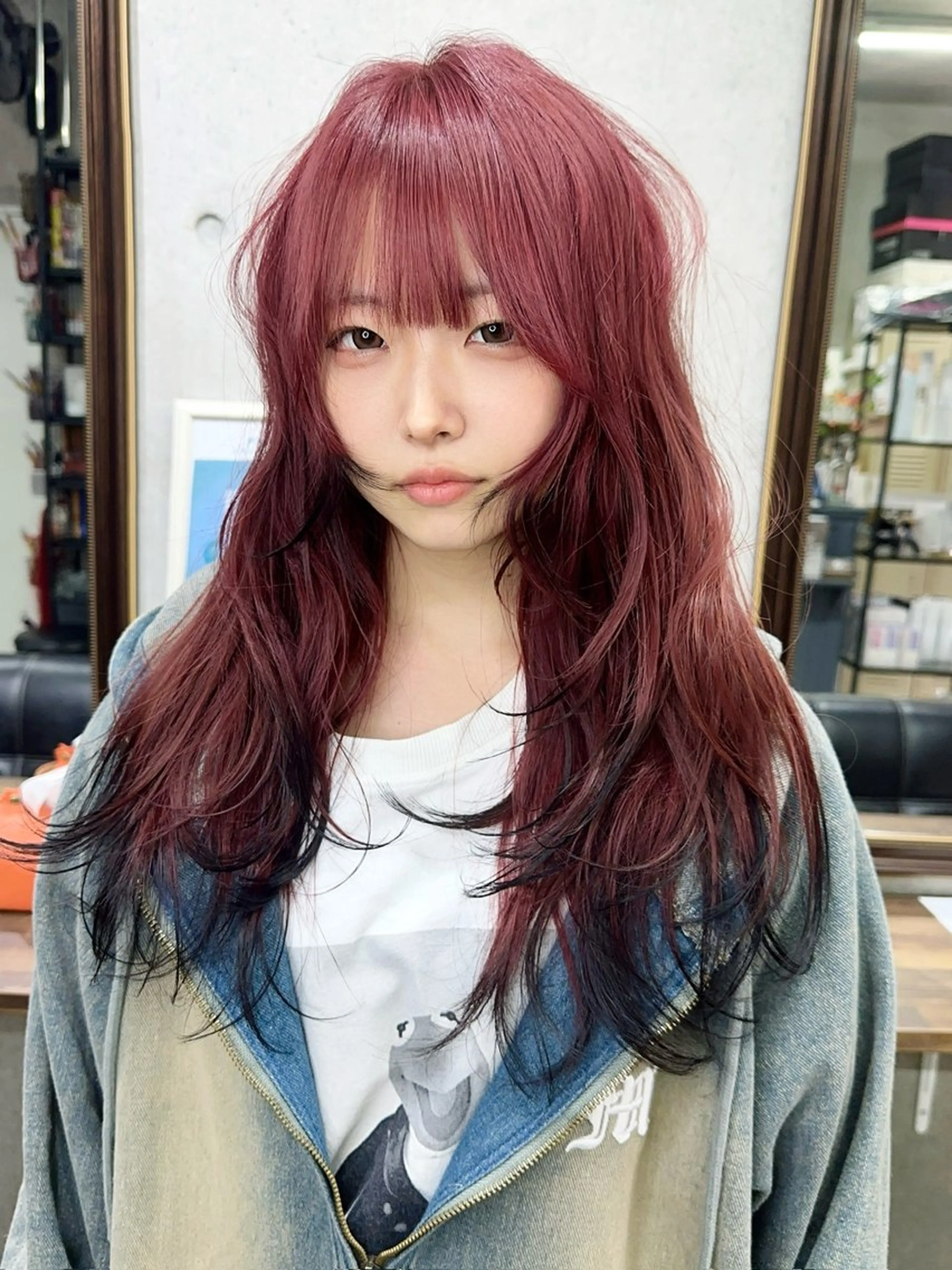 ロング カラー ロングレイヤー レッドカラー レイヤーカット ロング カット ヘアカラー 名古屋のピンク好き かずくん🦩のヘアスタイル
