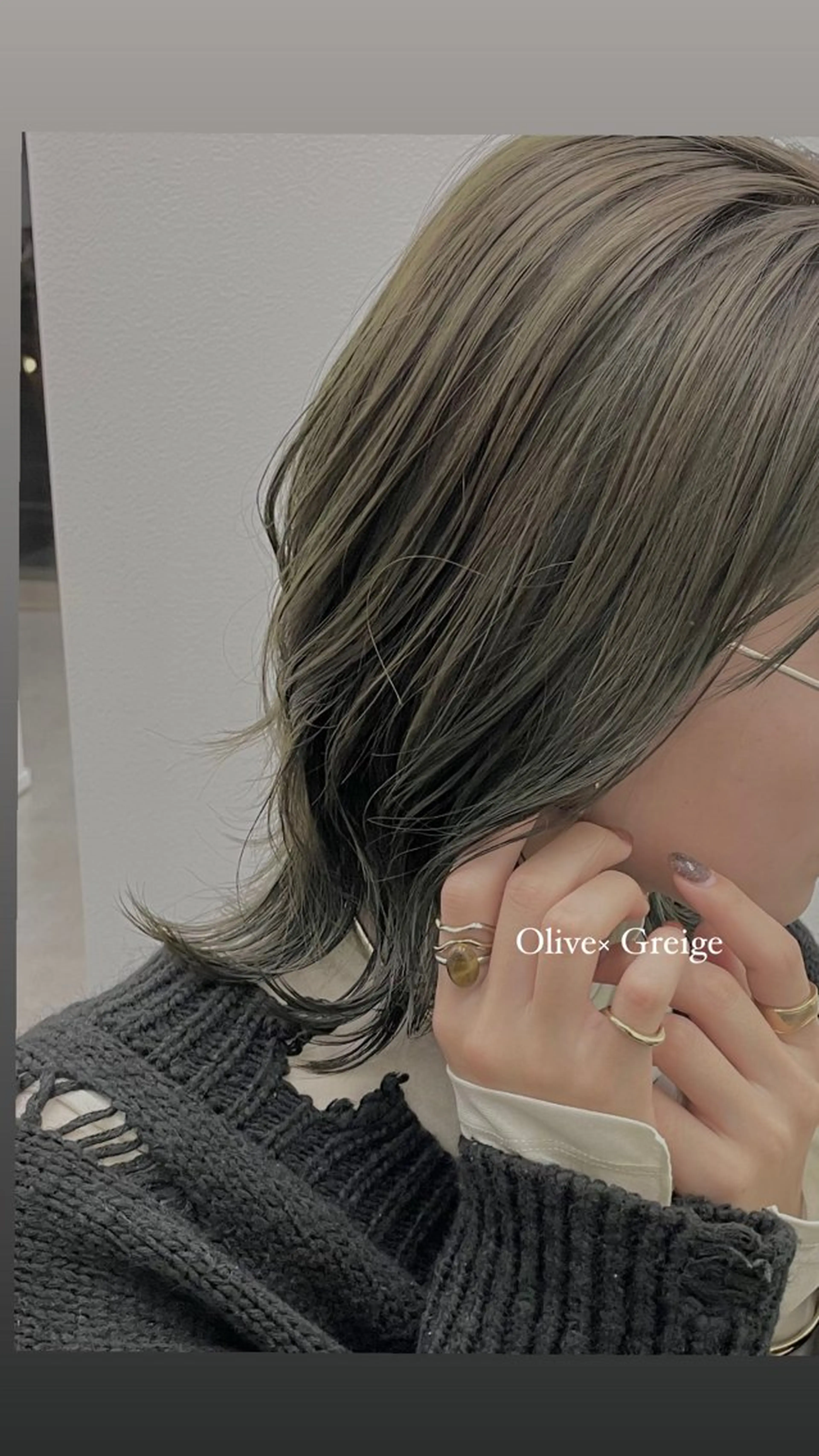 ミディアム カラー ブリーチ グレージュ ブリーチなしカラー オリーブグレージュ オリーブグレー カット ヘアカラー トリートメント 佐々木 達也のヘアスタイル