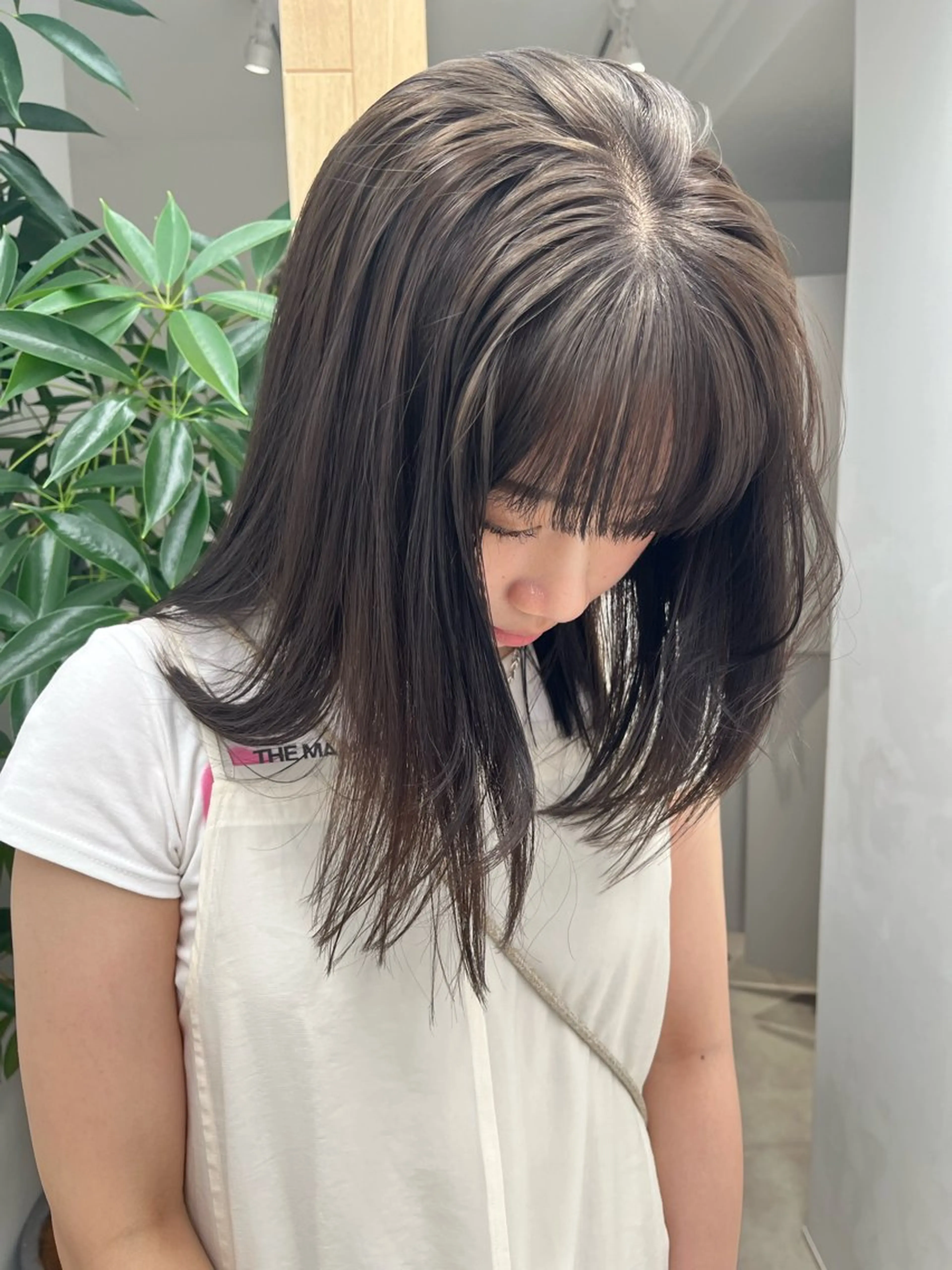 セミロング カラー 透明感カラー 赤み消しカラー/ ナチュラル/トモキのヘアスタイル