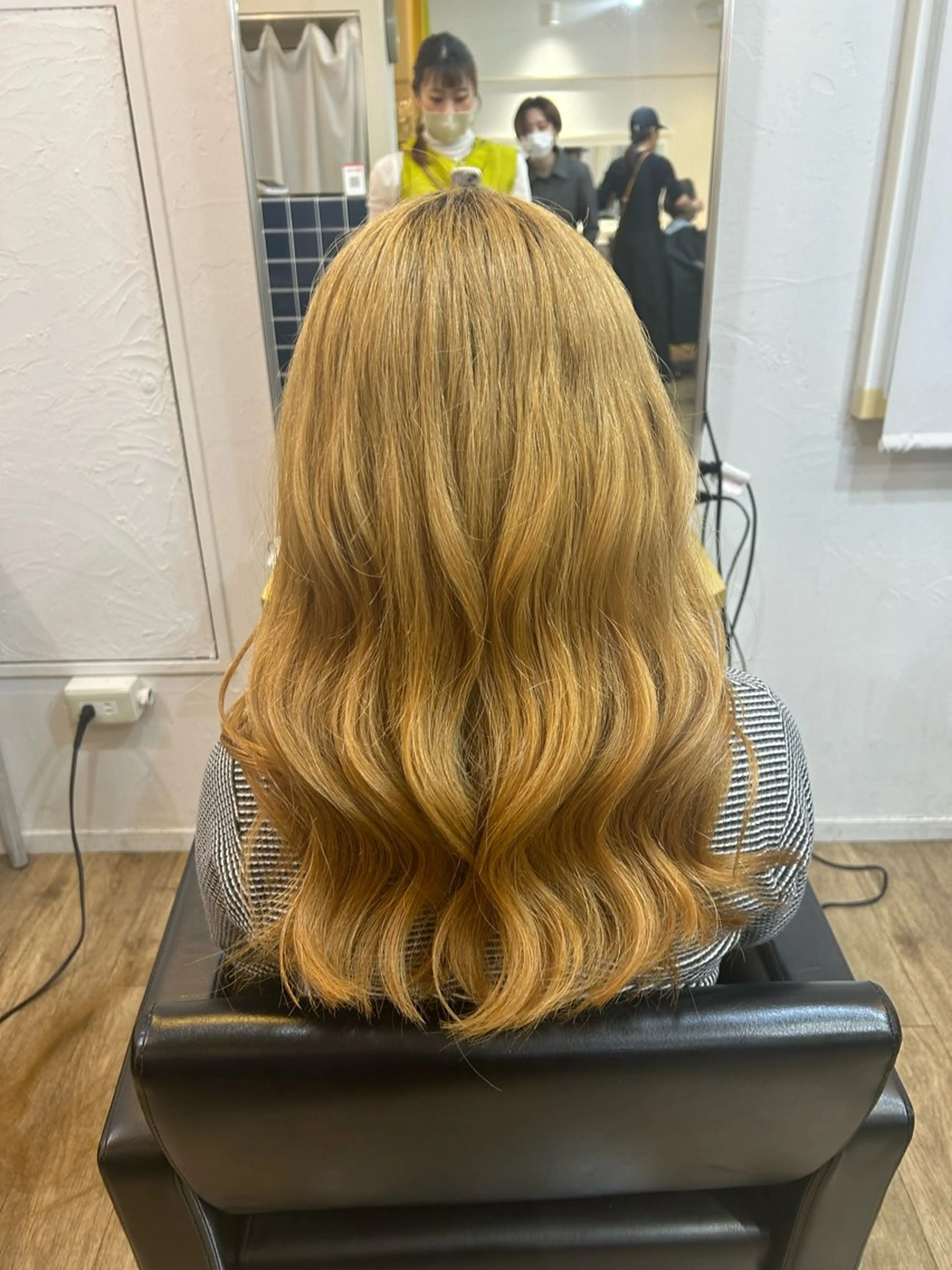 ロング ボブ くびれヘア 顔周りカット 韓国風ヘア レイヤーカット ブリーチなしベージュ /ヘアセット/ミユのヘアスタイル