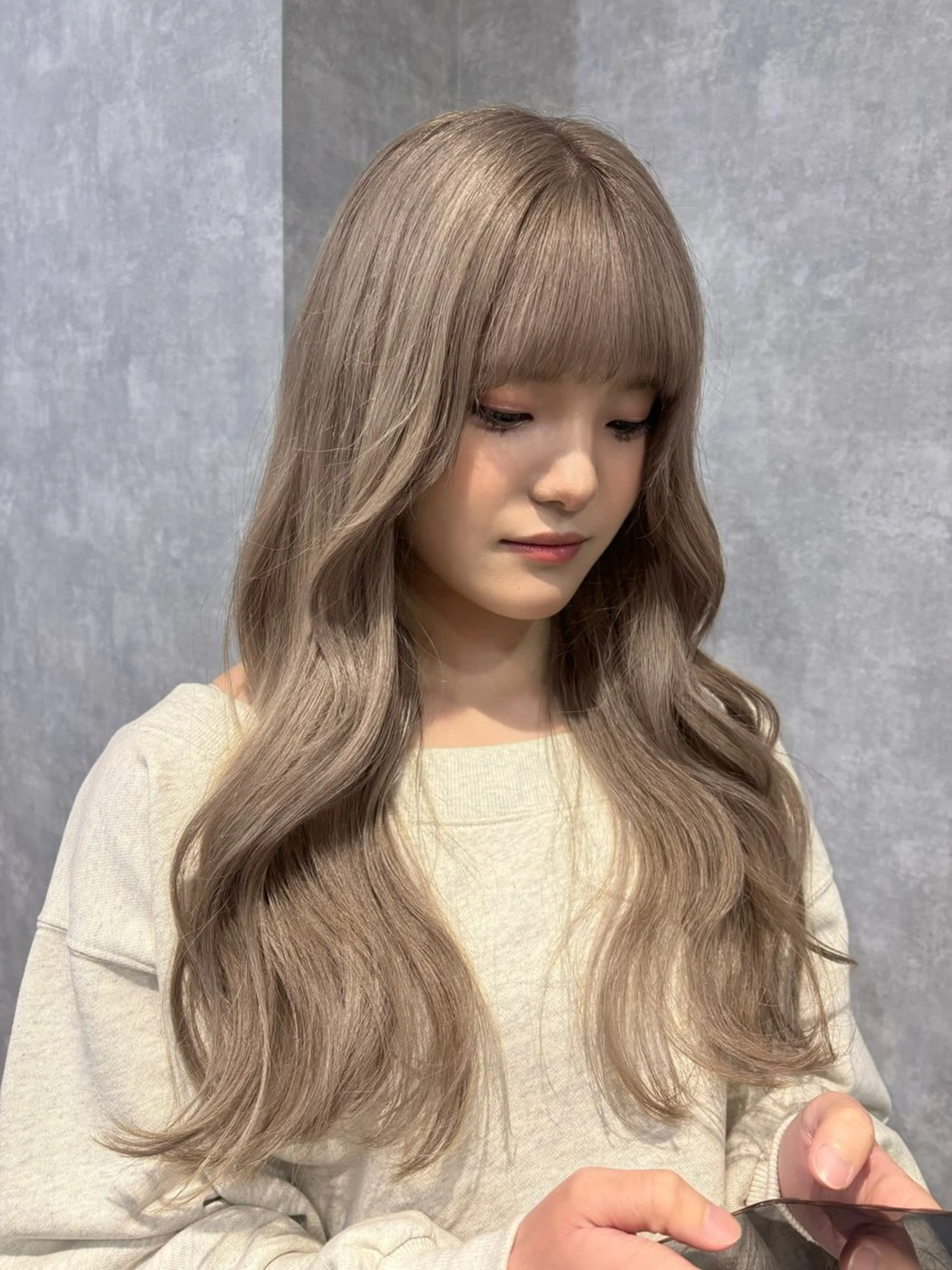 ロング カット ヘアカラー トリートメント 🌐NATSUMI 🌐【寒色カラー】のヘアスタイル