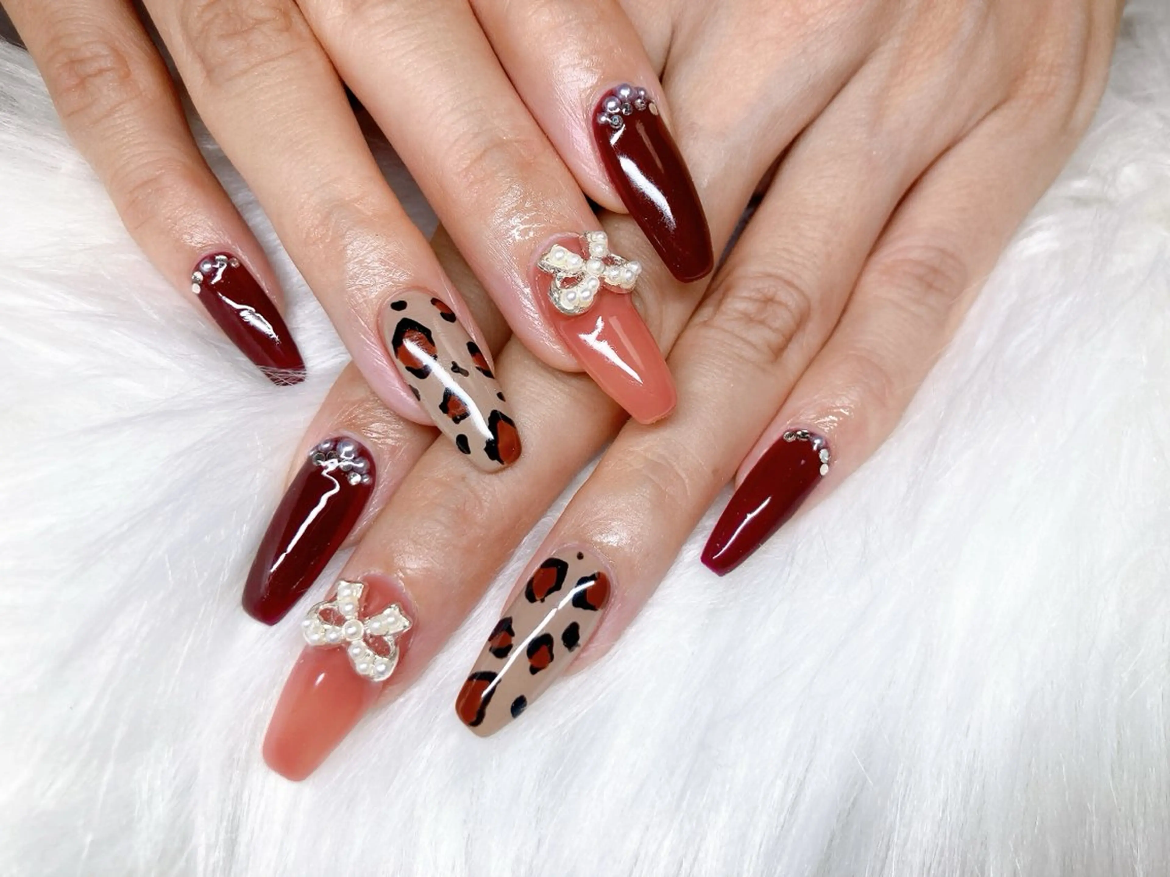 ネイル 寺山 千鶴のネイルデザイン