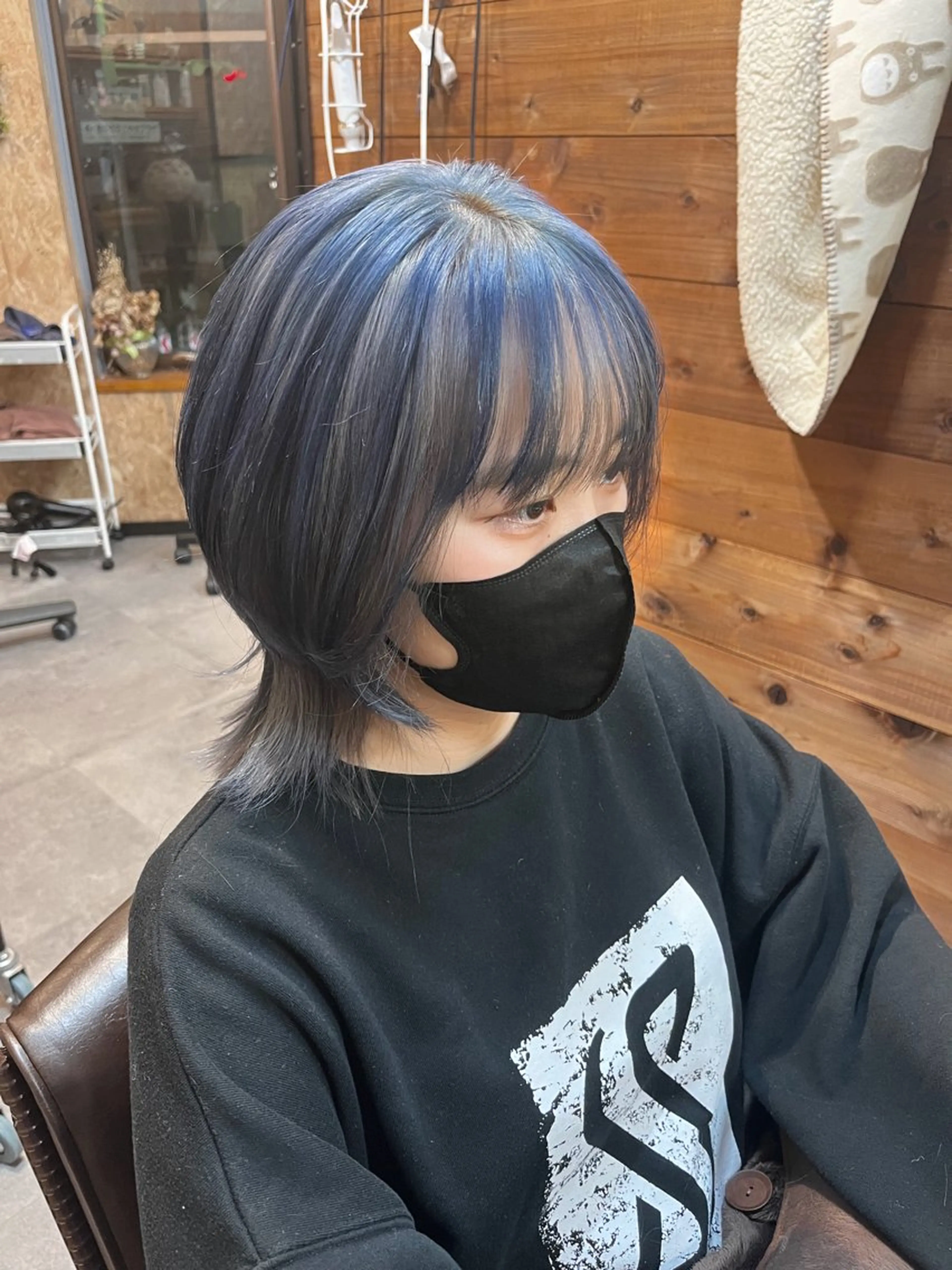 ミディアム カラー ブリーチ ブルーカラー baron.所属・庄内＊三国baron ANJUのヘアスタイル