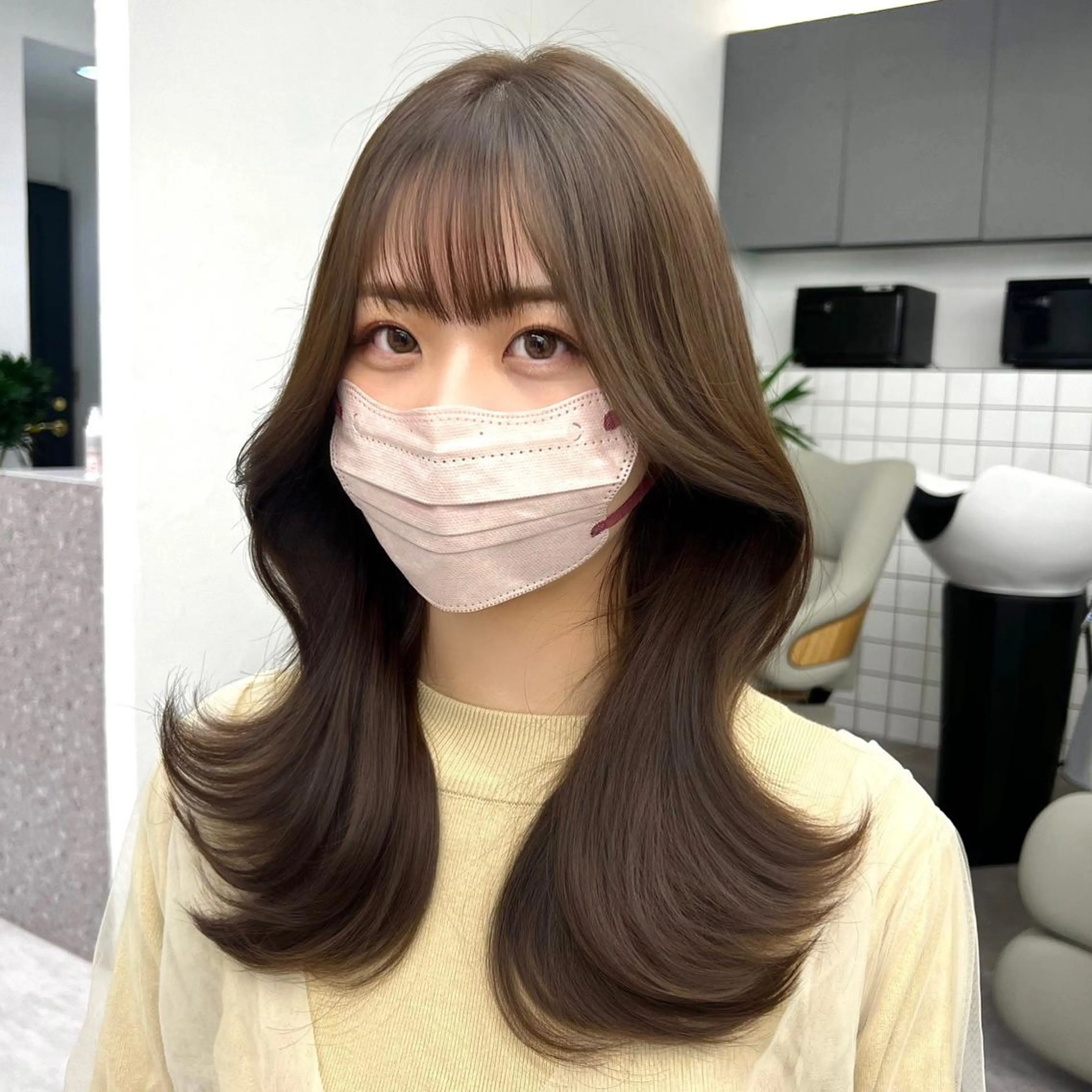 セミロング 韓国ヘア♡ 顔まわりカットayaのヘアスタイル