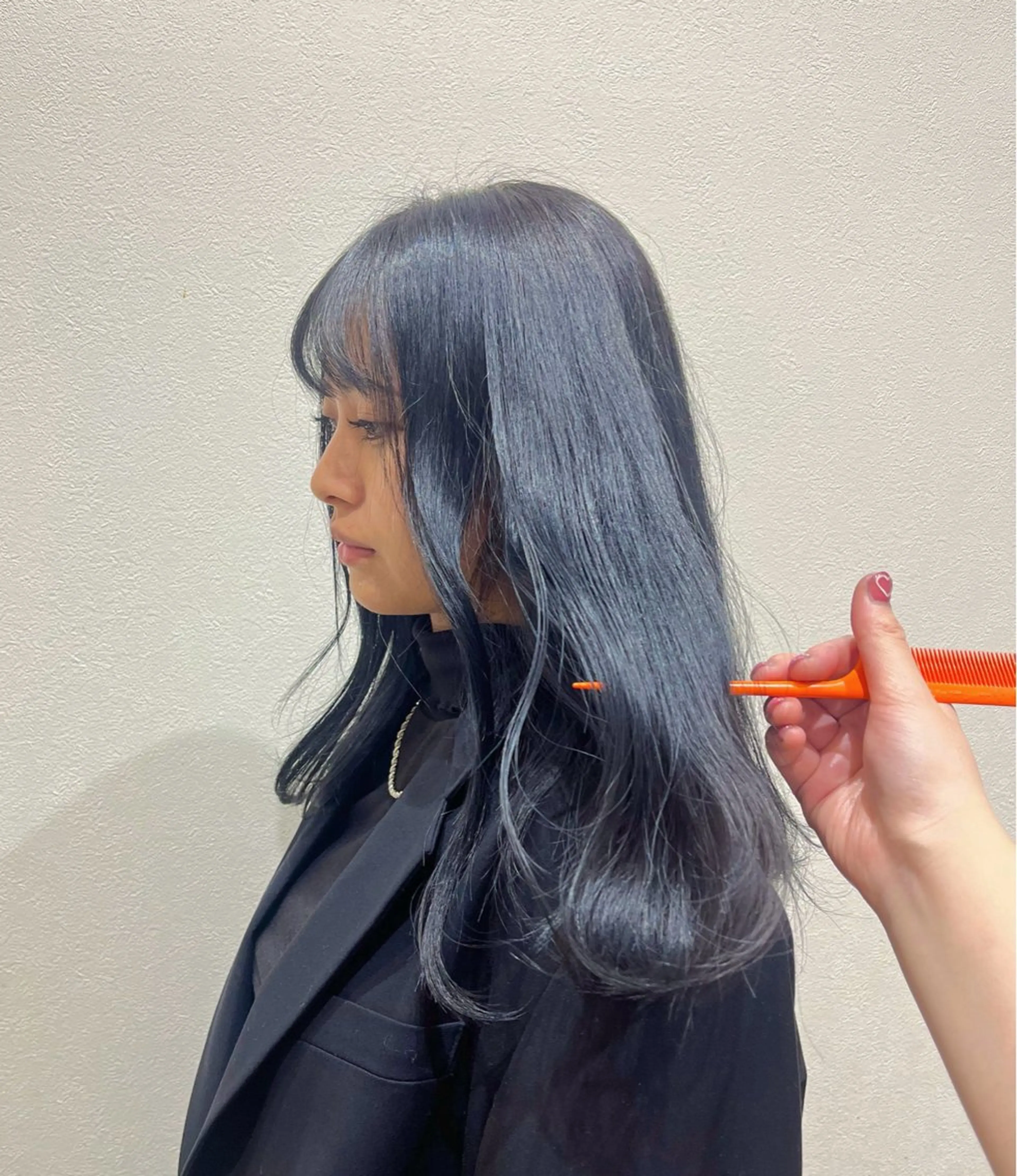 ロング カラー 黒髪 ブルーカラー ブルーブラック 暖色カラー・メンズ 🫧Harukaのヘアスタイル