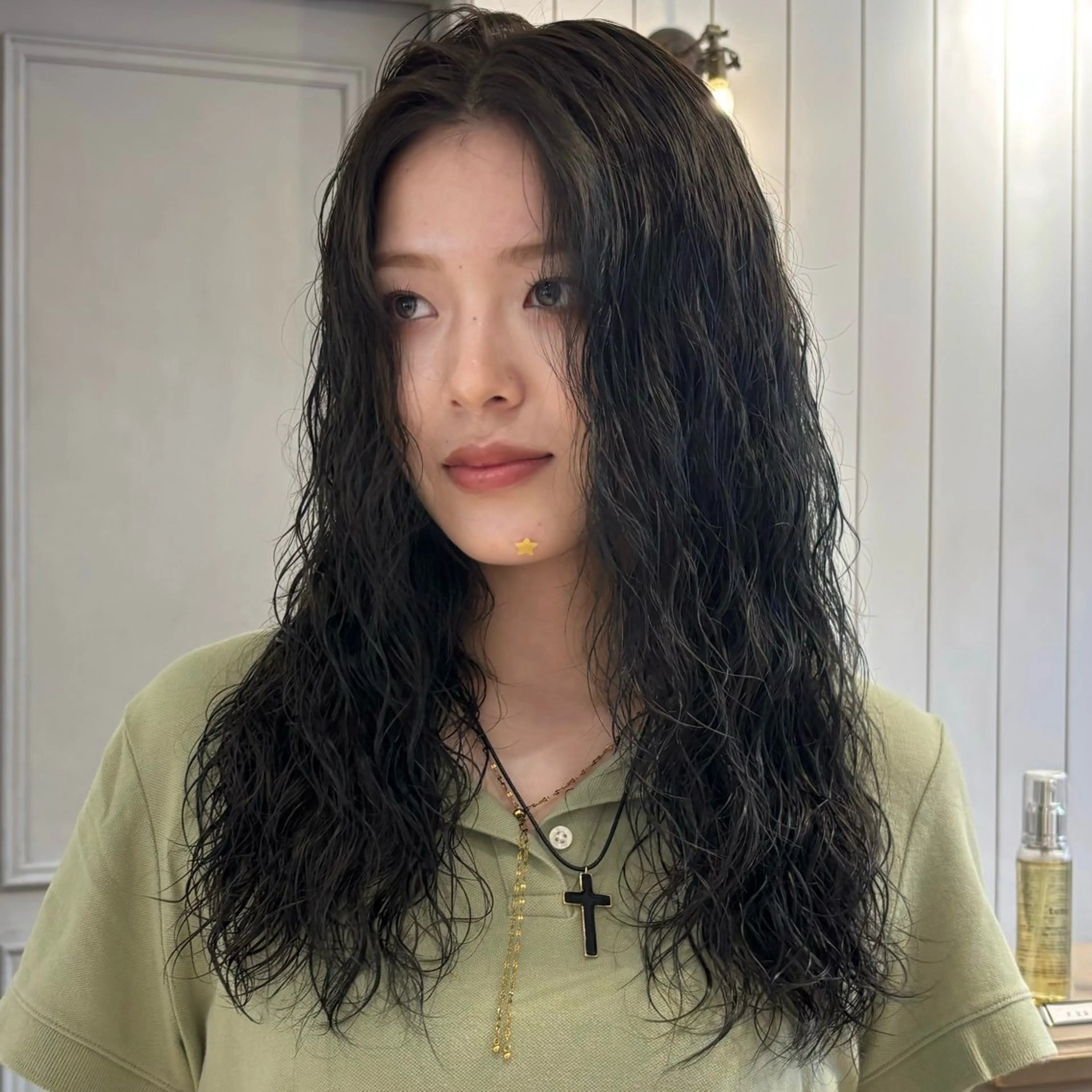 ロング カット ヘアカラー トリートメント 盛れる透明感カラー・ momokaのヘアスタイル