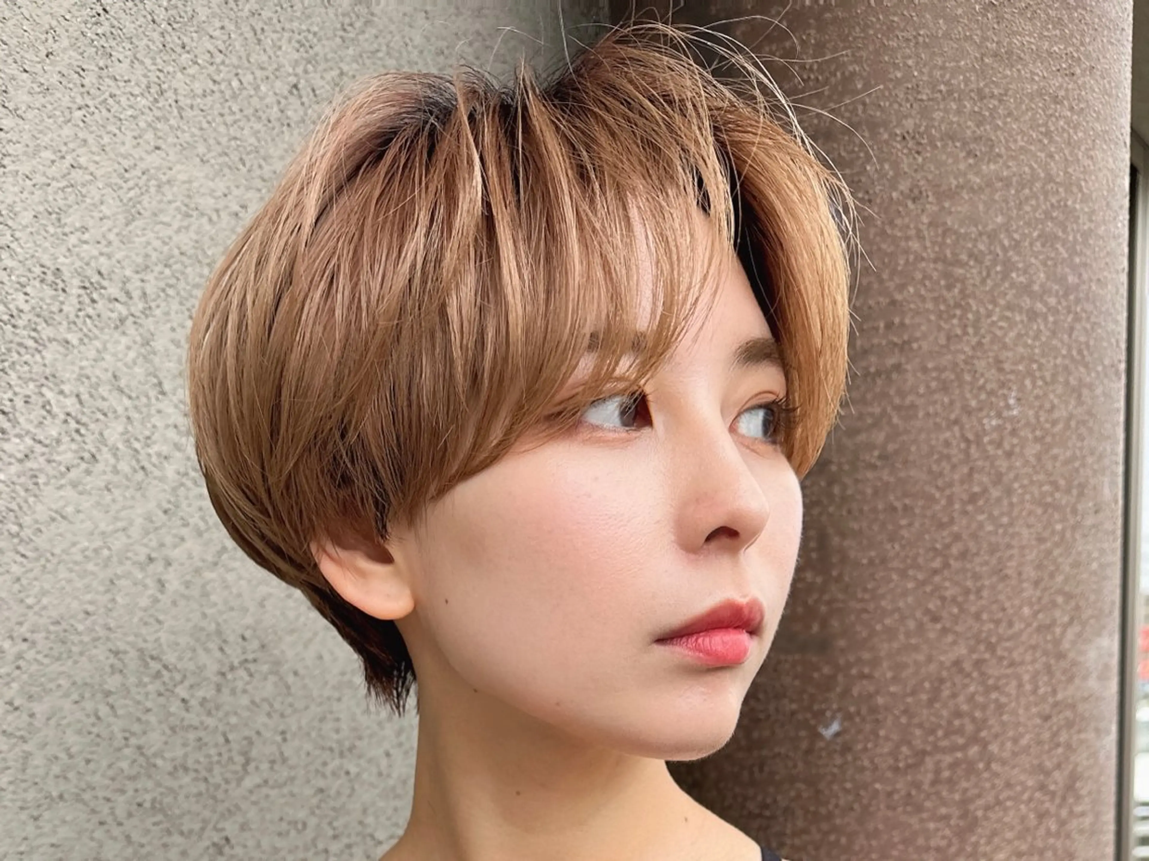 ショート カット ヘアカラー トリートメント 浅井 寛十朗のヘアスタイル