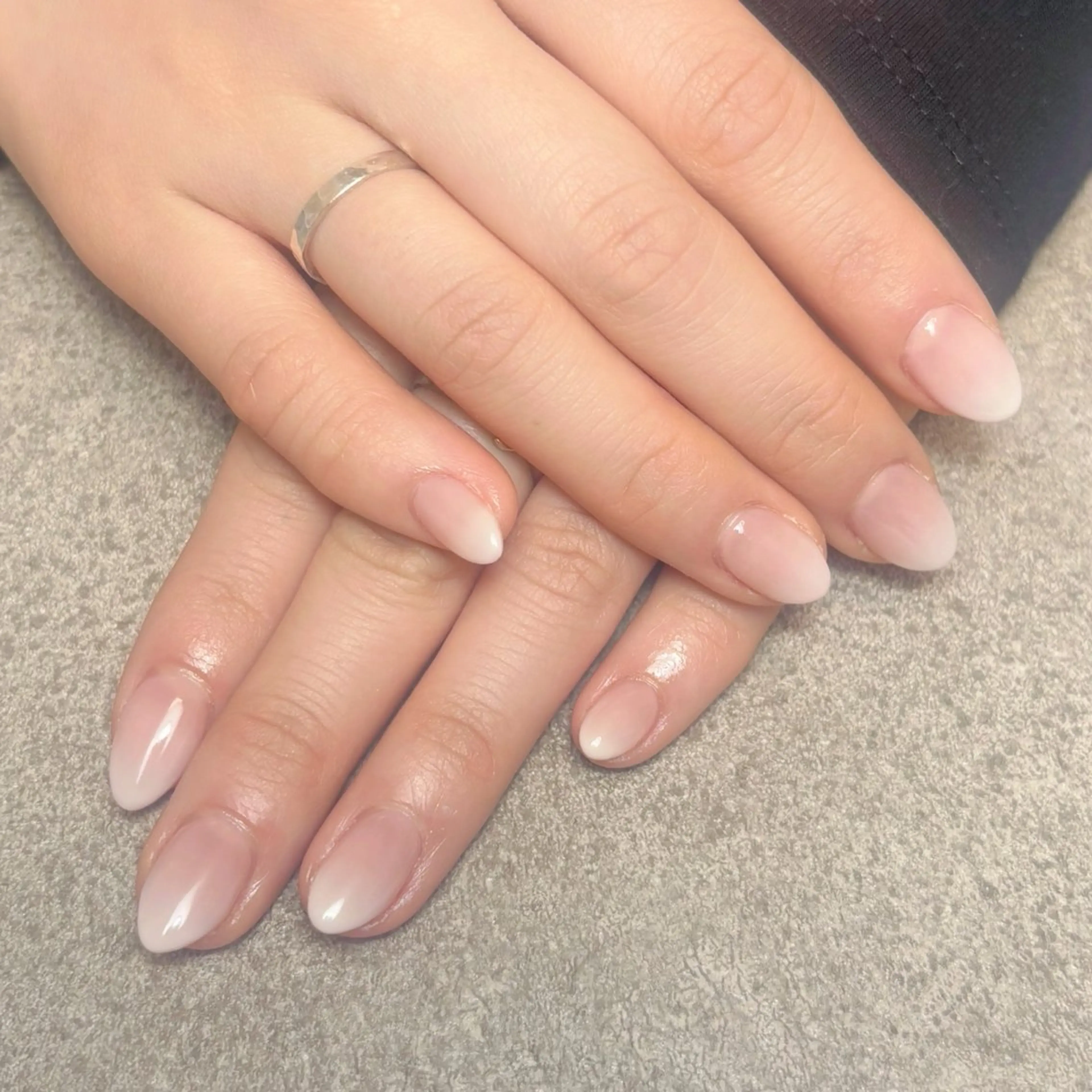 ネイル ハンドネイル nailroom DIASOMNIAのネイルデザイン