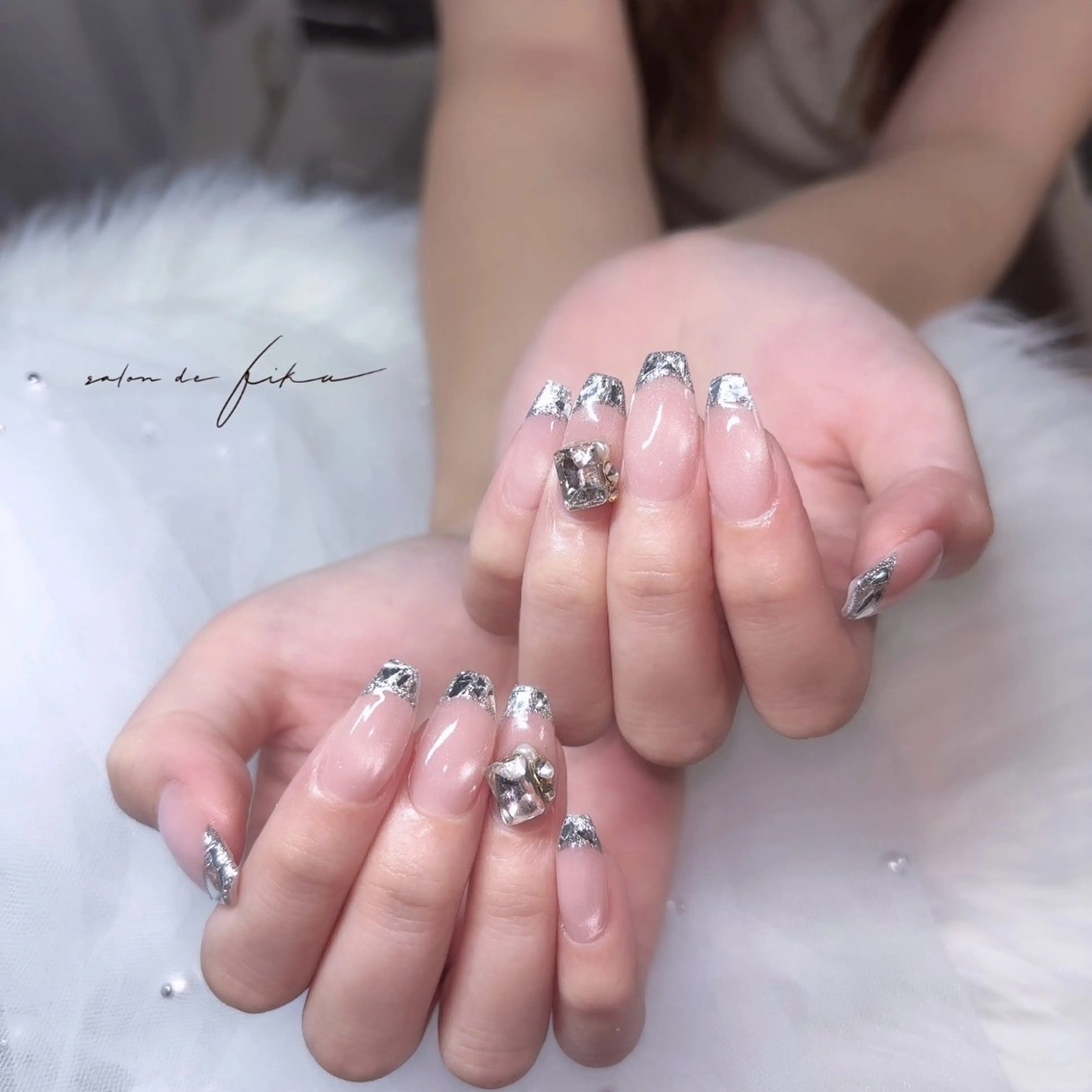 ネイル フレンチネイル ガラスフレンチ ハンドネイル ayano 【パラジェル取扱店】のネイルデザイン