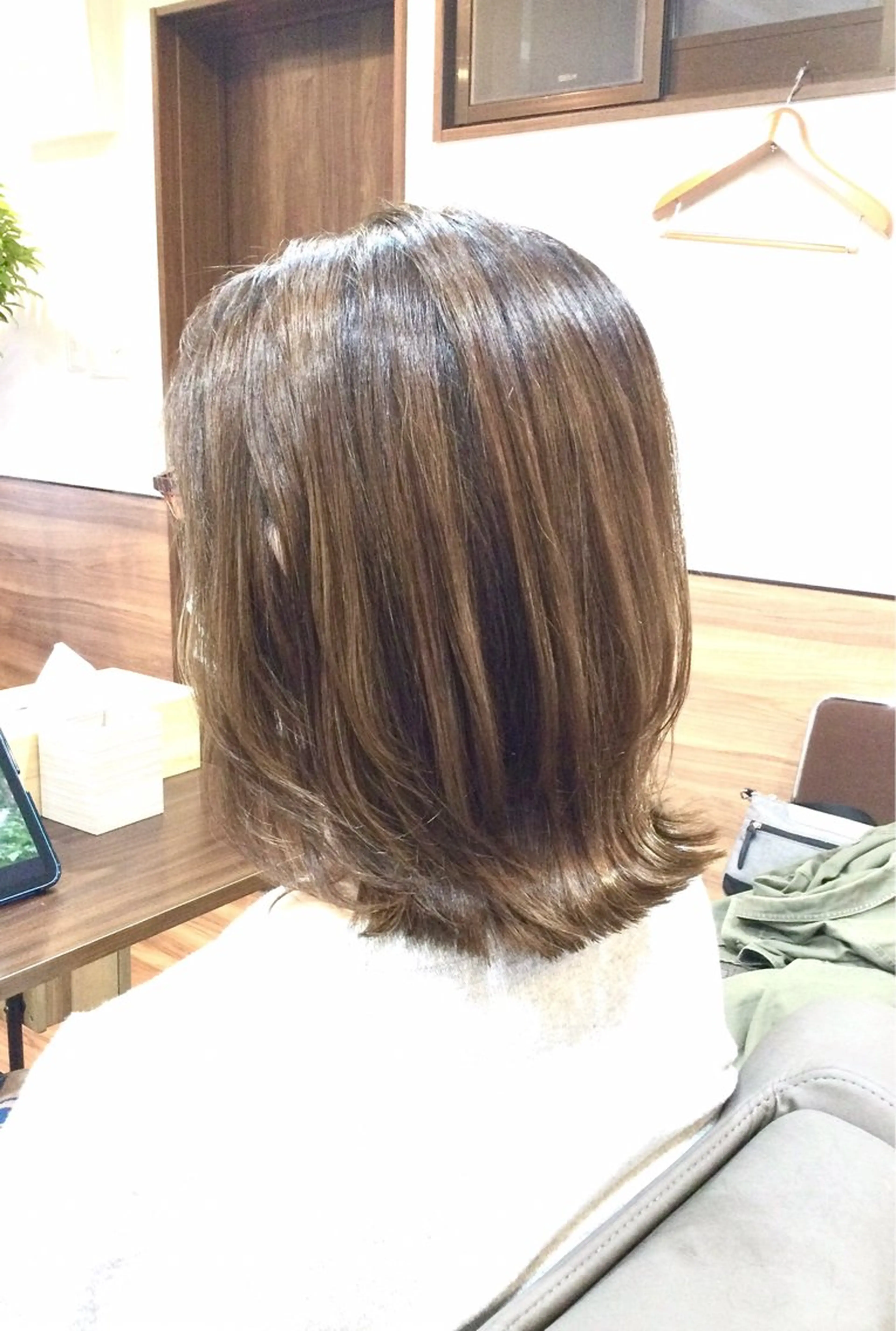 ミディアム ウルフカット カット Annon プライベートサロンのヘアスタイル