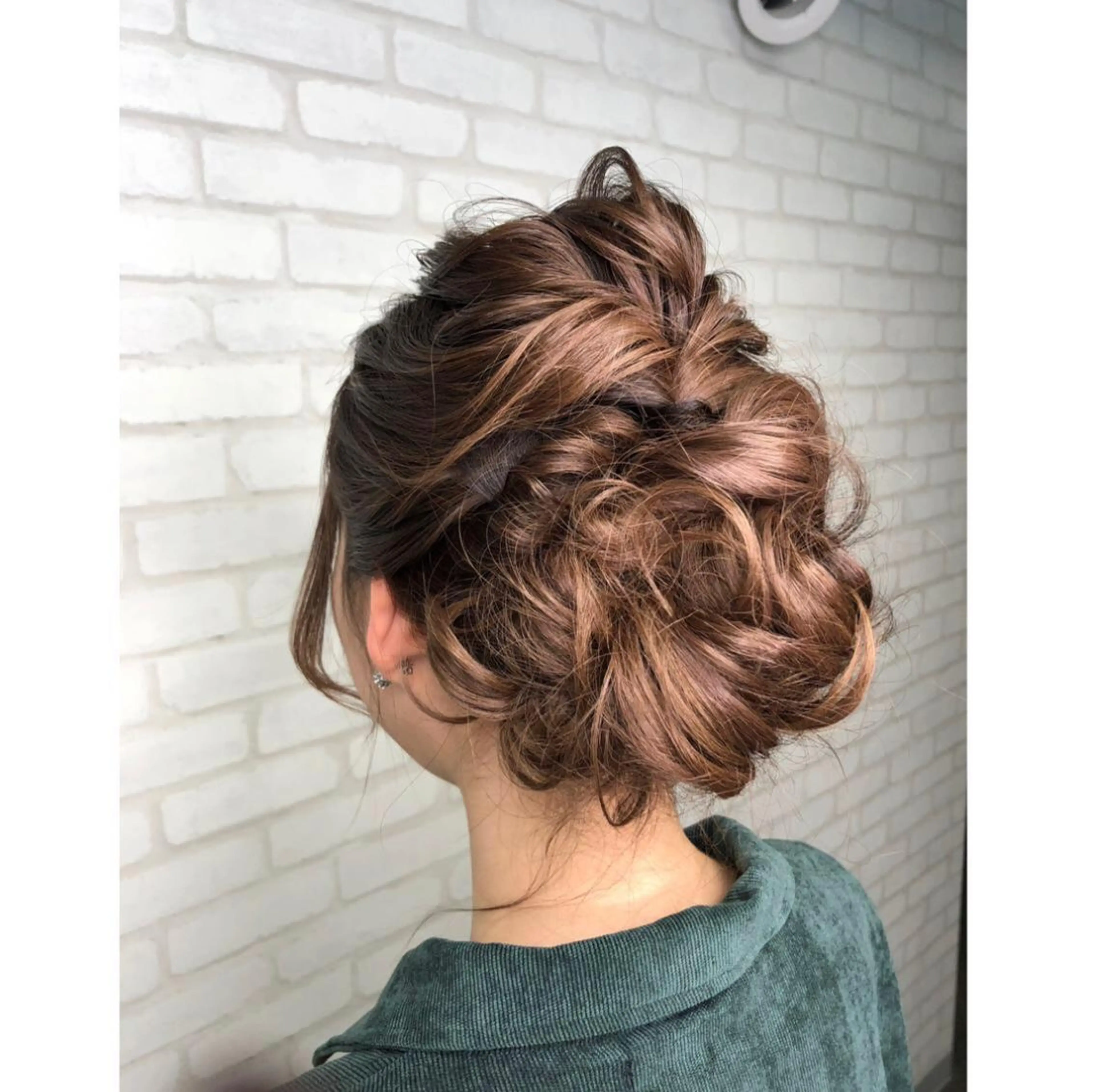 カラー ヘアアレンジ 韓国ヘア/レイヤー/ ツヤカラー/ Aiのヘアスタイル