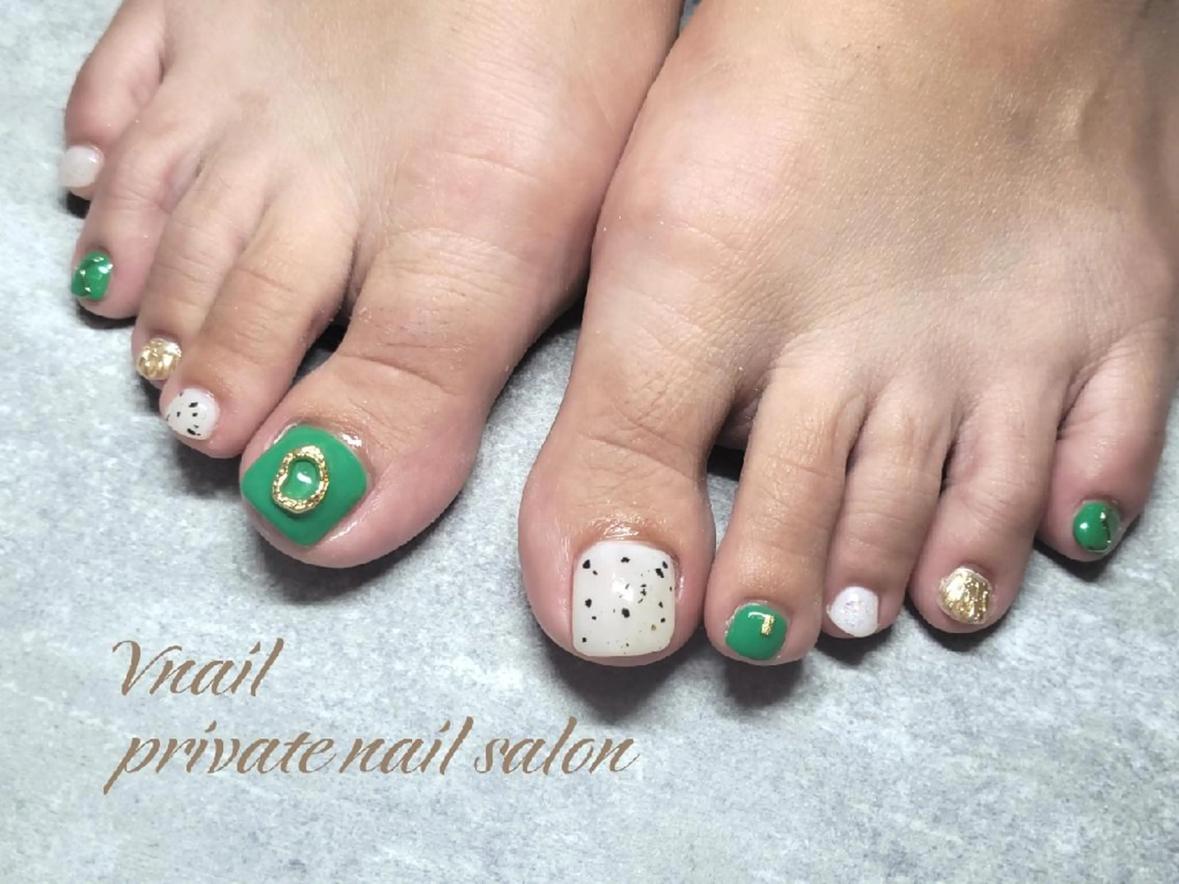 ネイル V. nailのネイルデザイン
