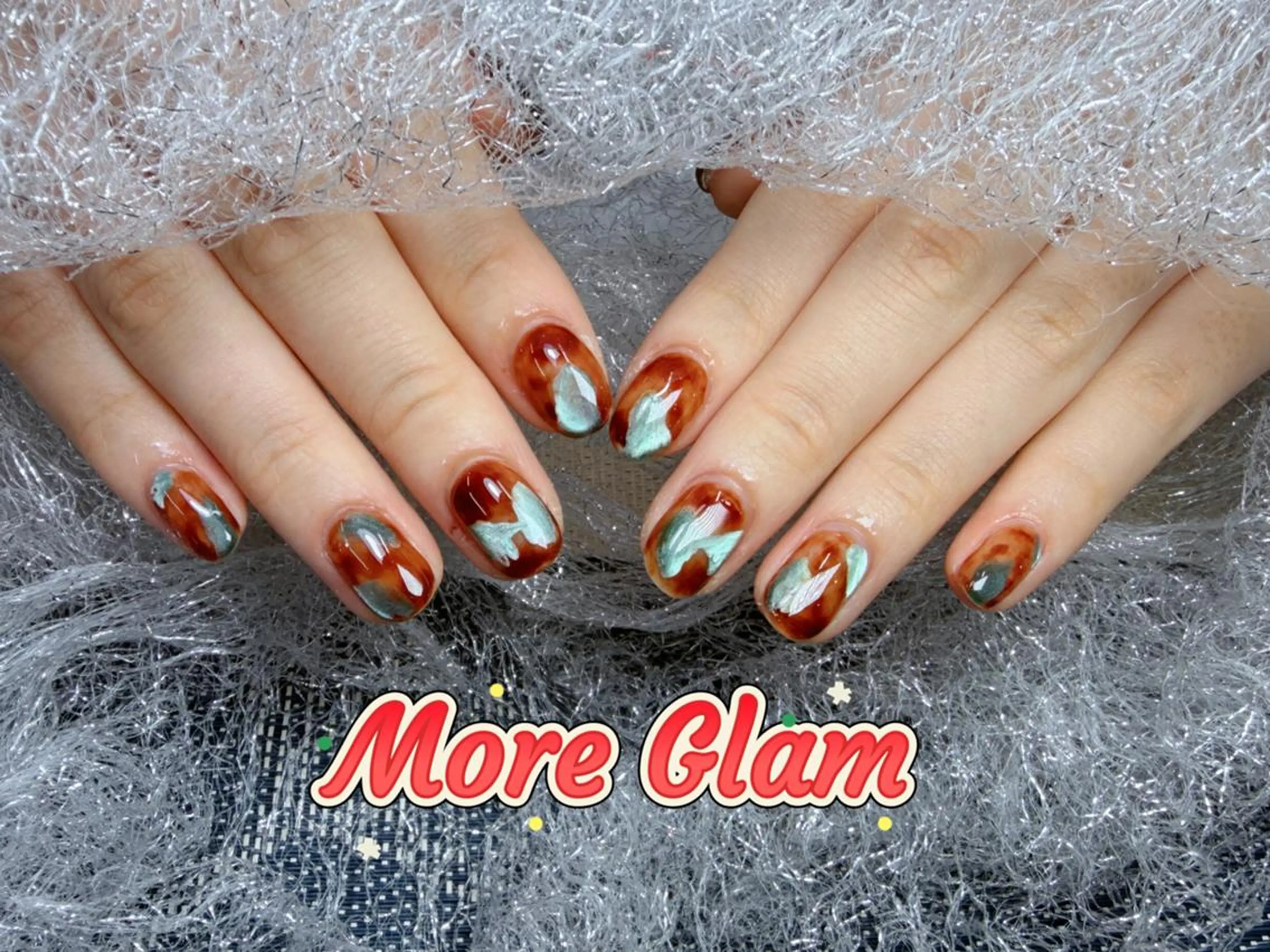 ネイル More Glam 池袋東口店のネイルデザイン