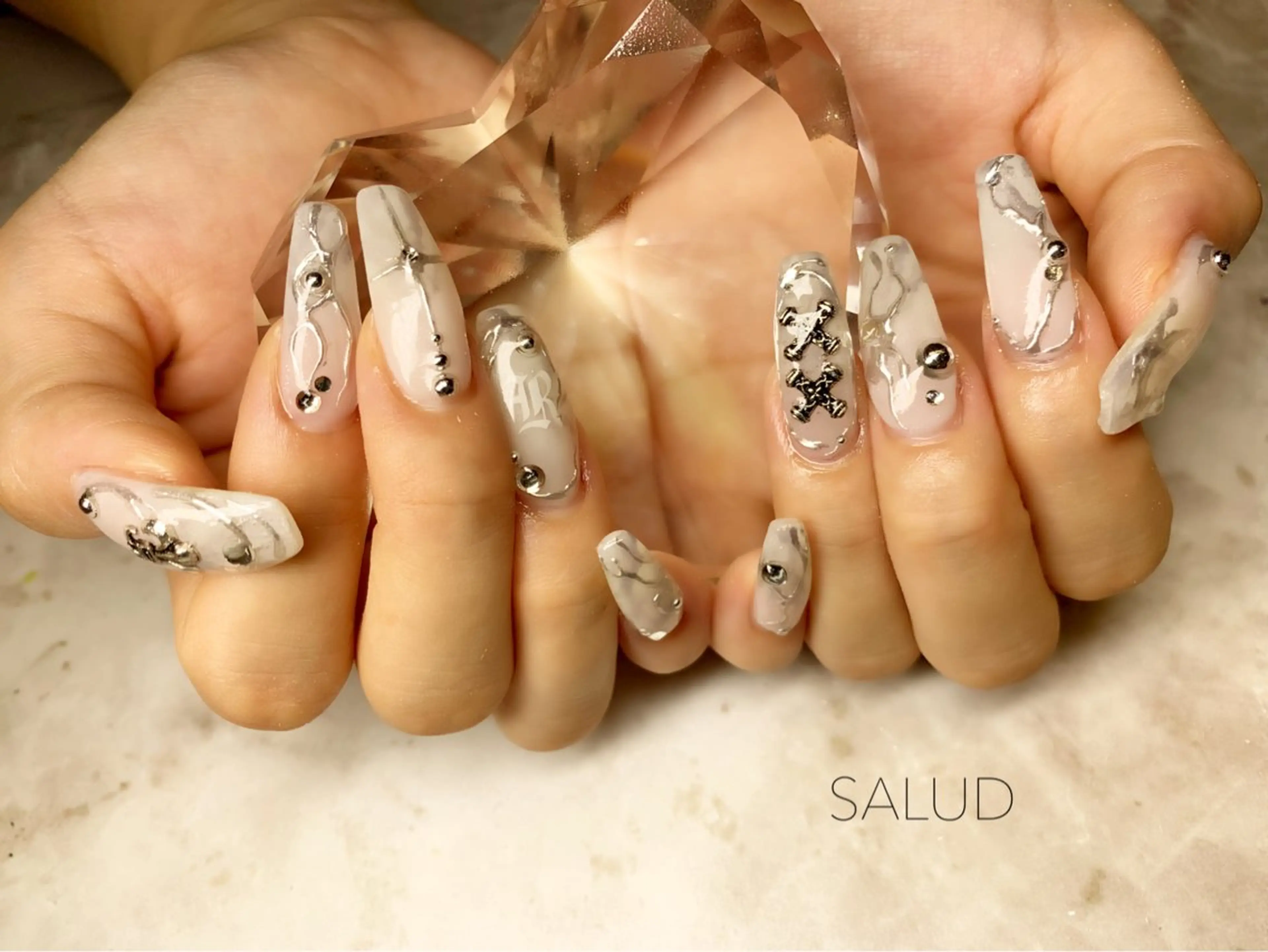 ネイル ハンドネイル Nail Salon SALUDのネイルデザイン