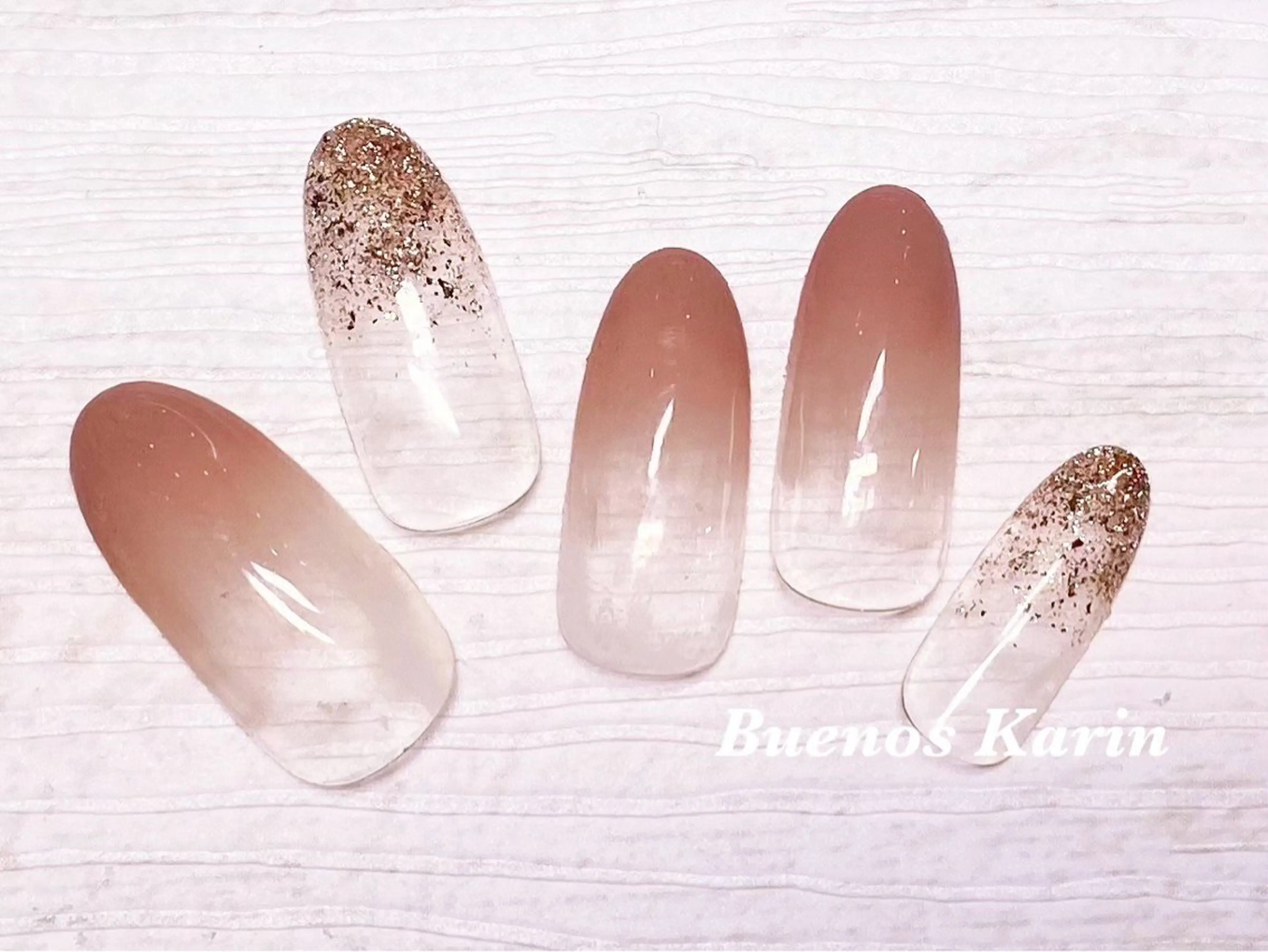 ネイル SAKI UCHIDAのネイルデザイン