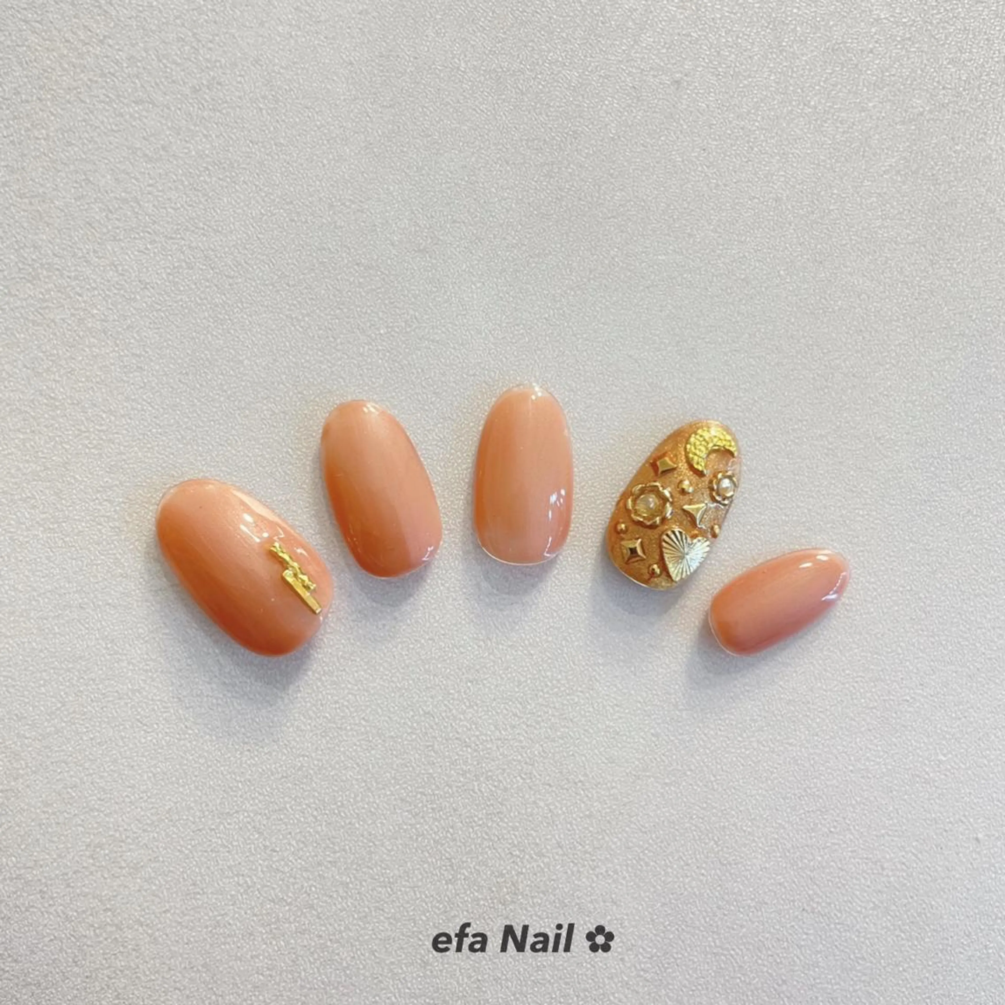 ネイル efa's  EyeNail-おもろまち-所属・efa Nail 🌺Okinawaのネイルデザイン