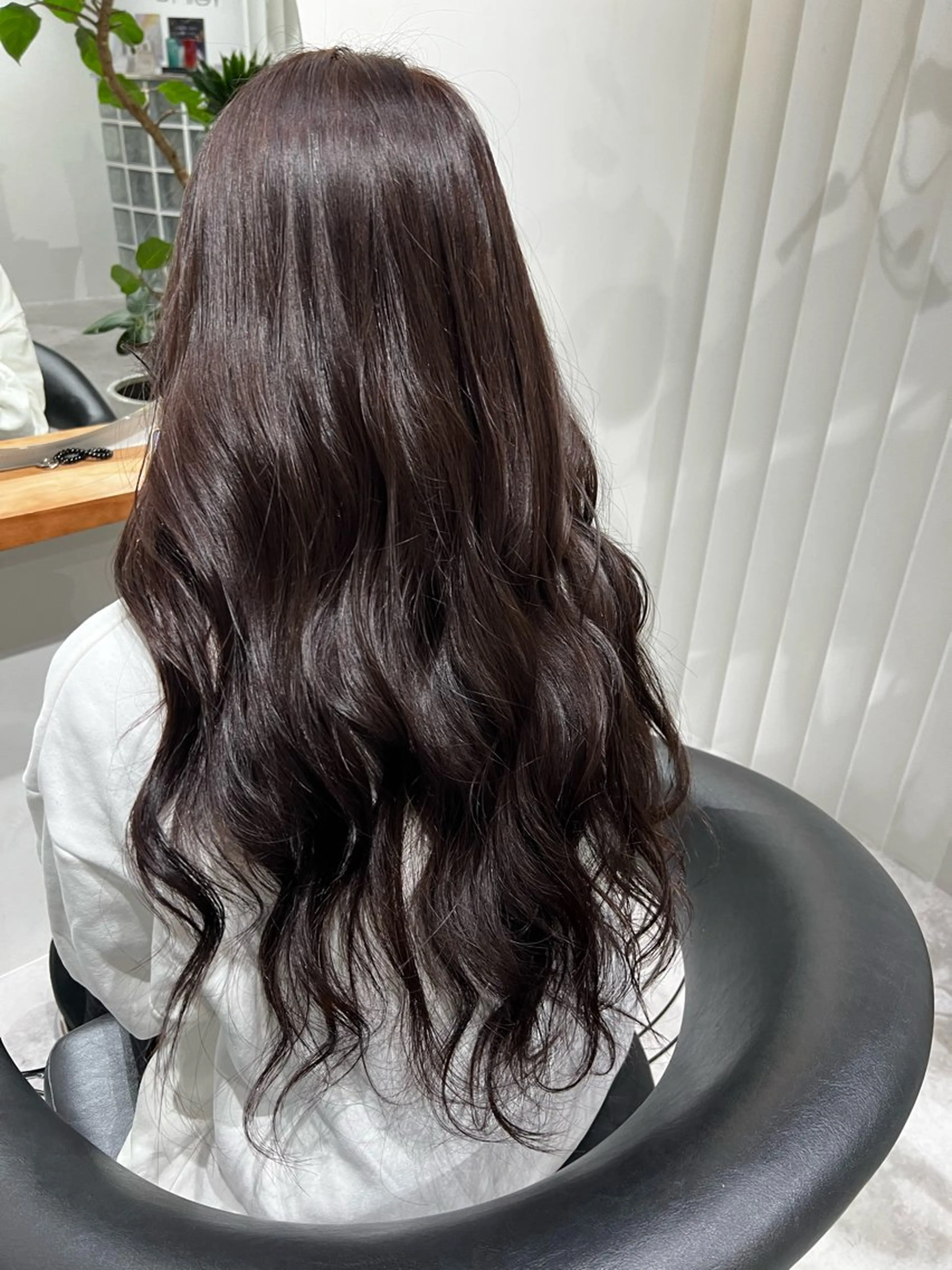 カラー ボルドーカラー ブラウンカラー ハイライトカラー ヘアカラー 山本 麗のヘアスタイル