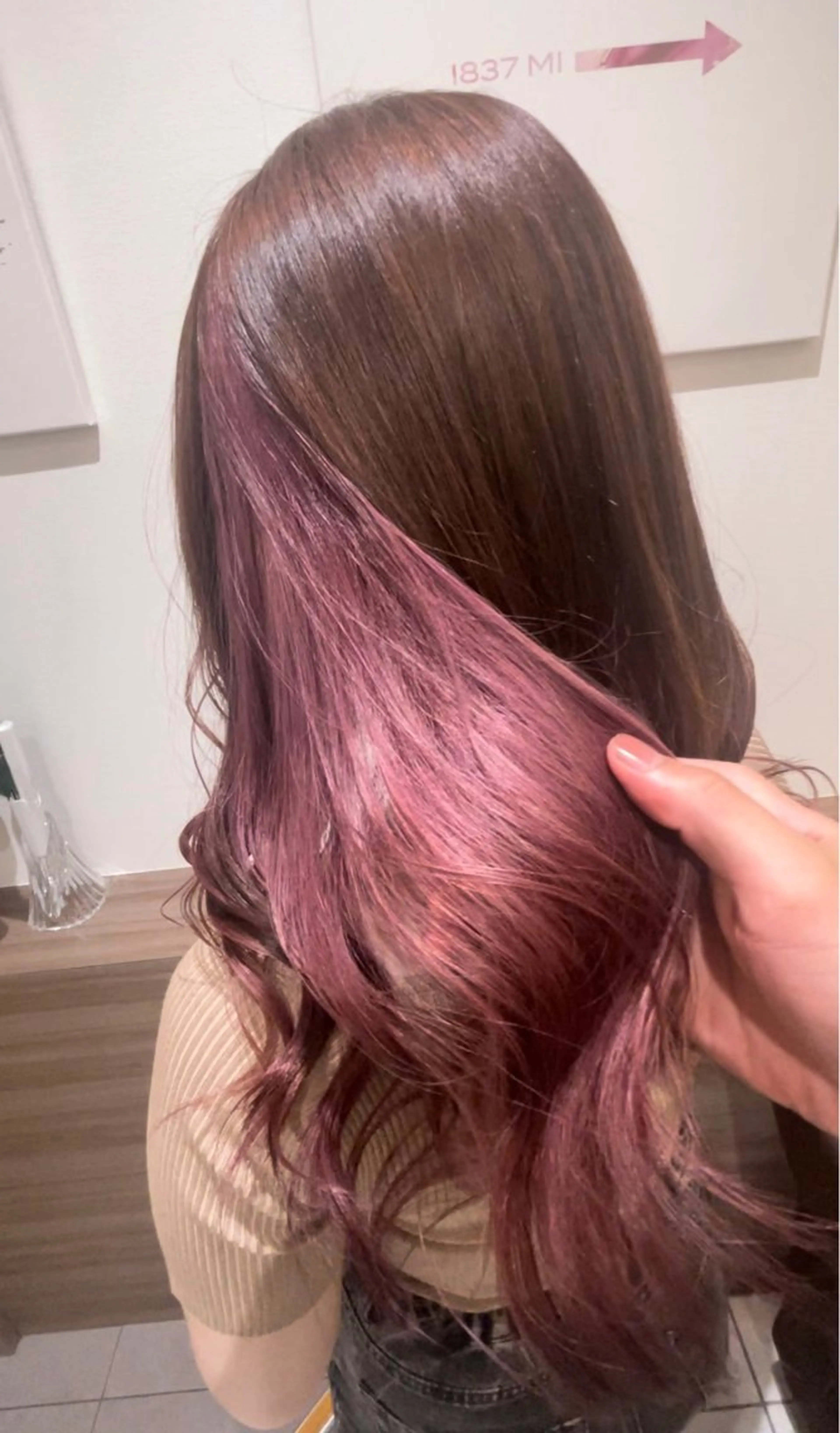 セミロング カラー 【複雑履歴ブリーチ】 中村　玲仁のヘアスタイル
