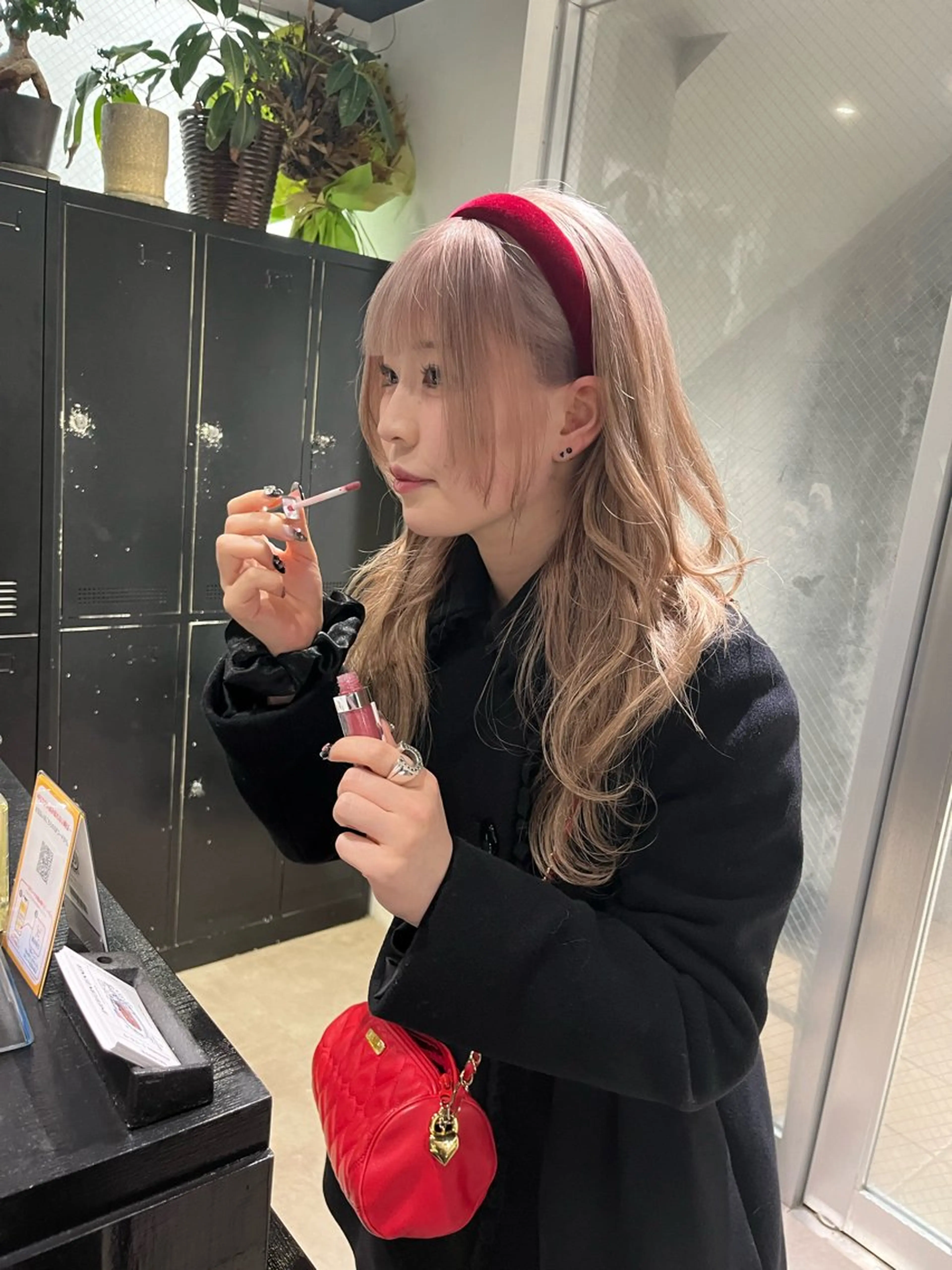 ロング カラー ベージュカラー グレージュ ミルクティーベージュ ピンクカラー ピンクベージュ カット ヘアカラー トリートメント ミルクティーベージュ ブリーチ　店長　清水のヘアスタイル