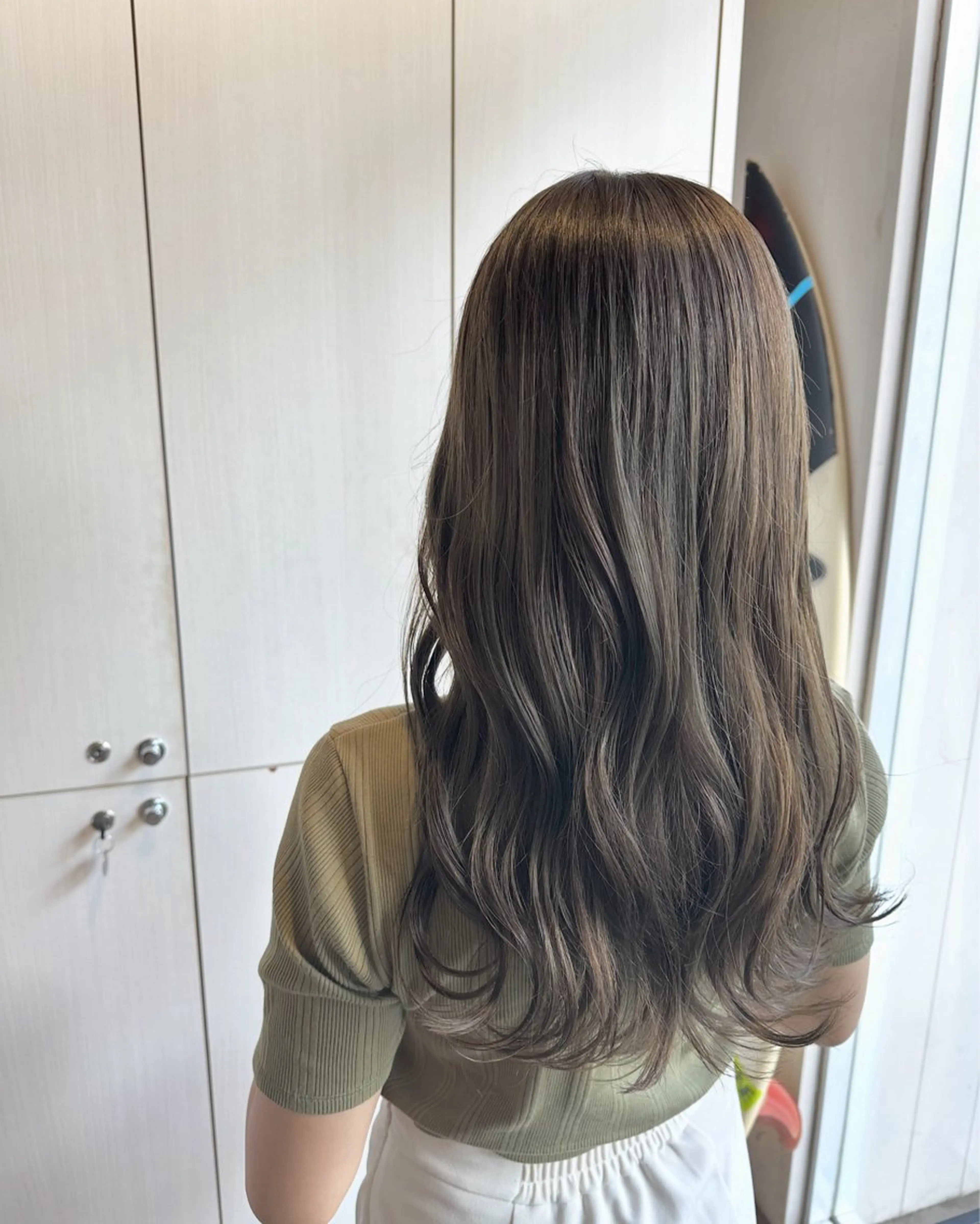 ロング カラー ヘアカラー トリートメント あべ ゆうかのヘアスタイル
